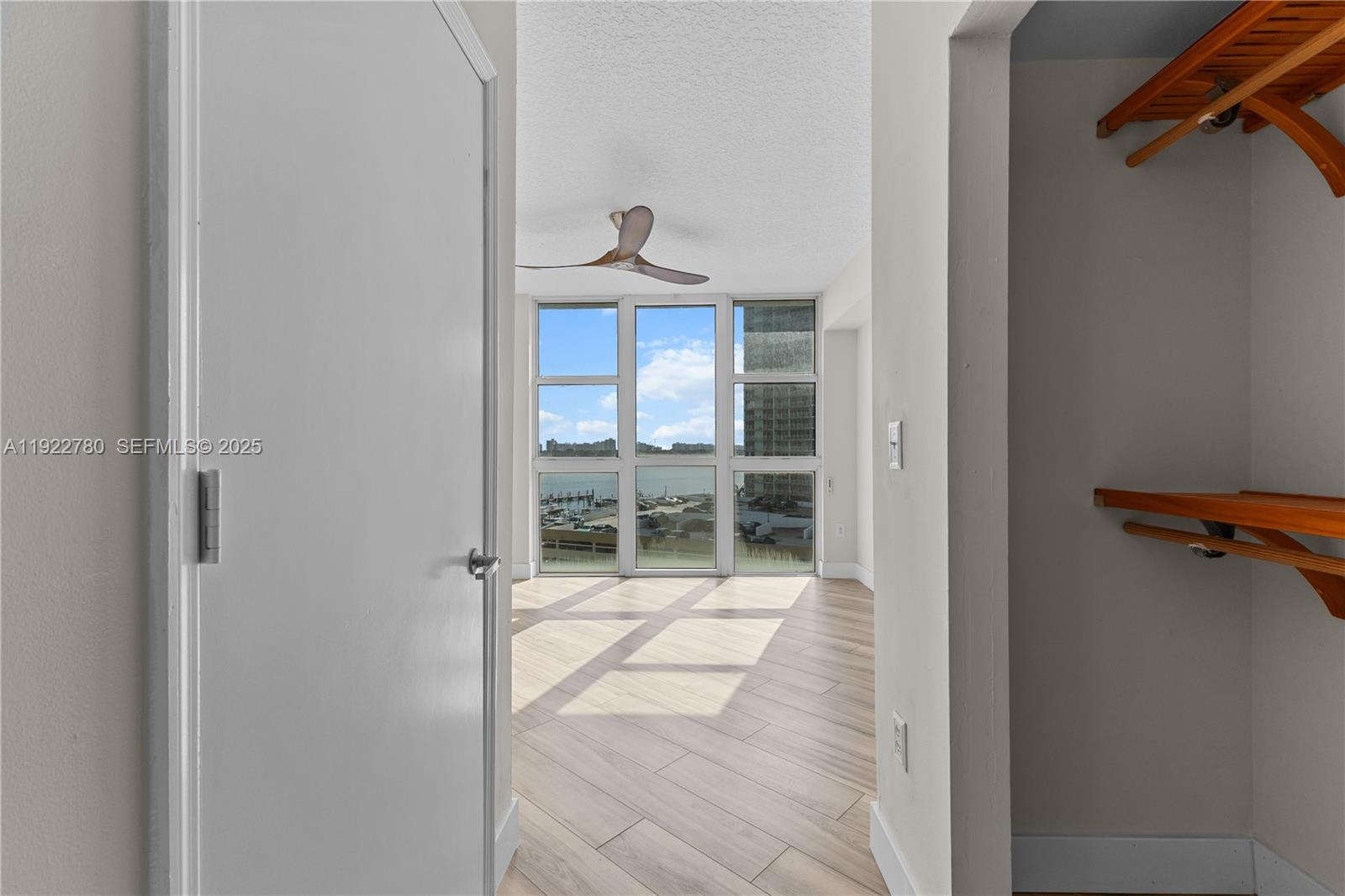 1881 79th St Cswy #807 North Bay Village, FL 33141