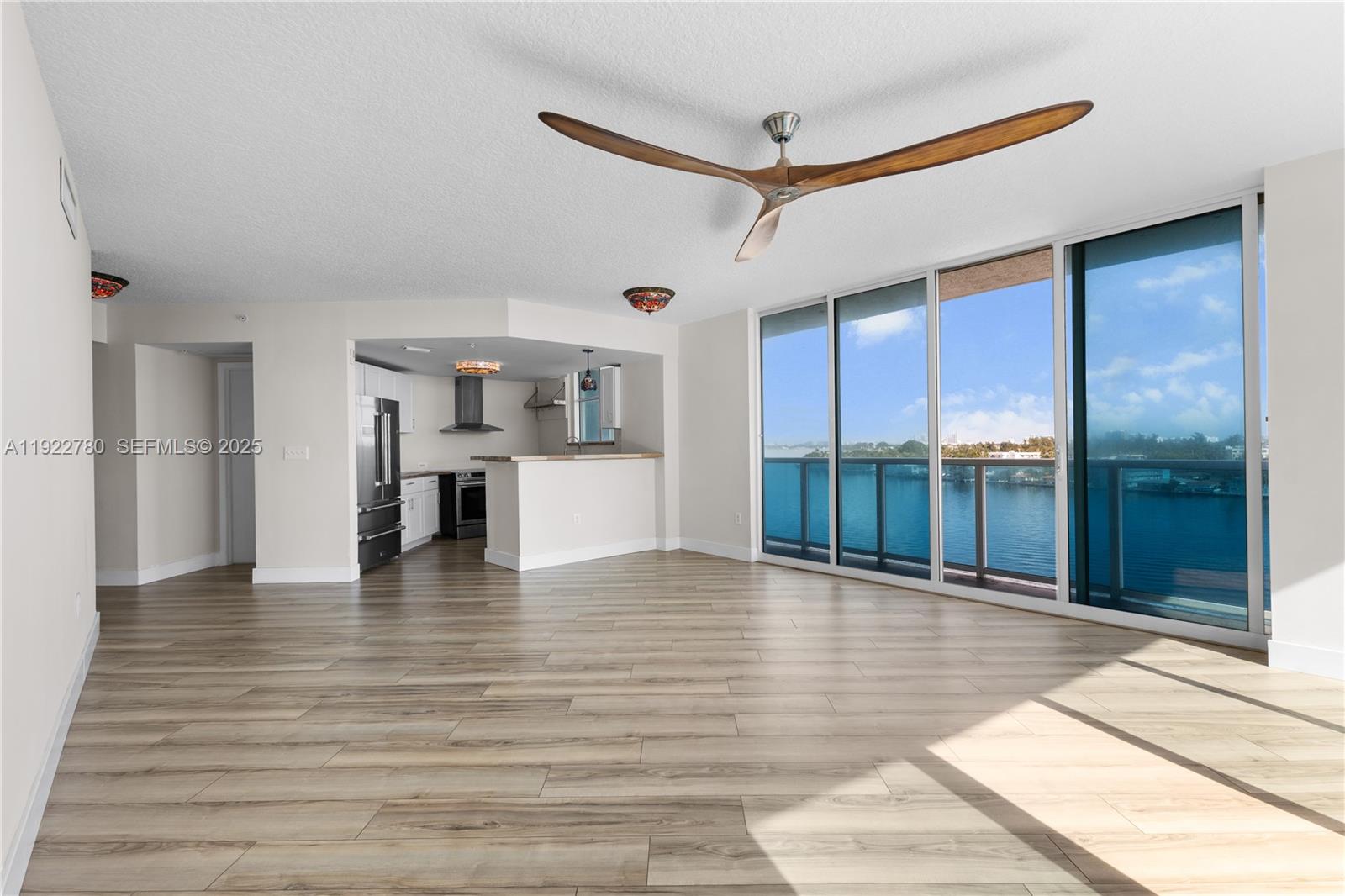 1881 79th St Cswy #807 North Bay Village, FL 33141