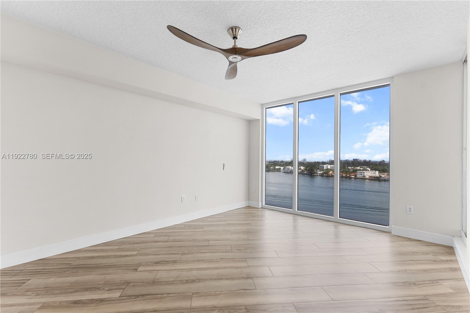 1881 79th St Cswy #807 North Bay Village, FL 33141