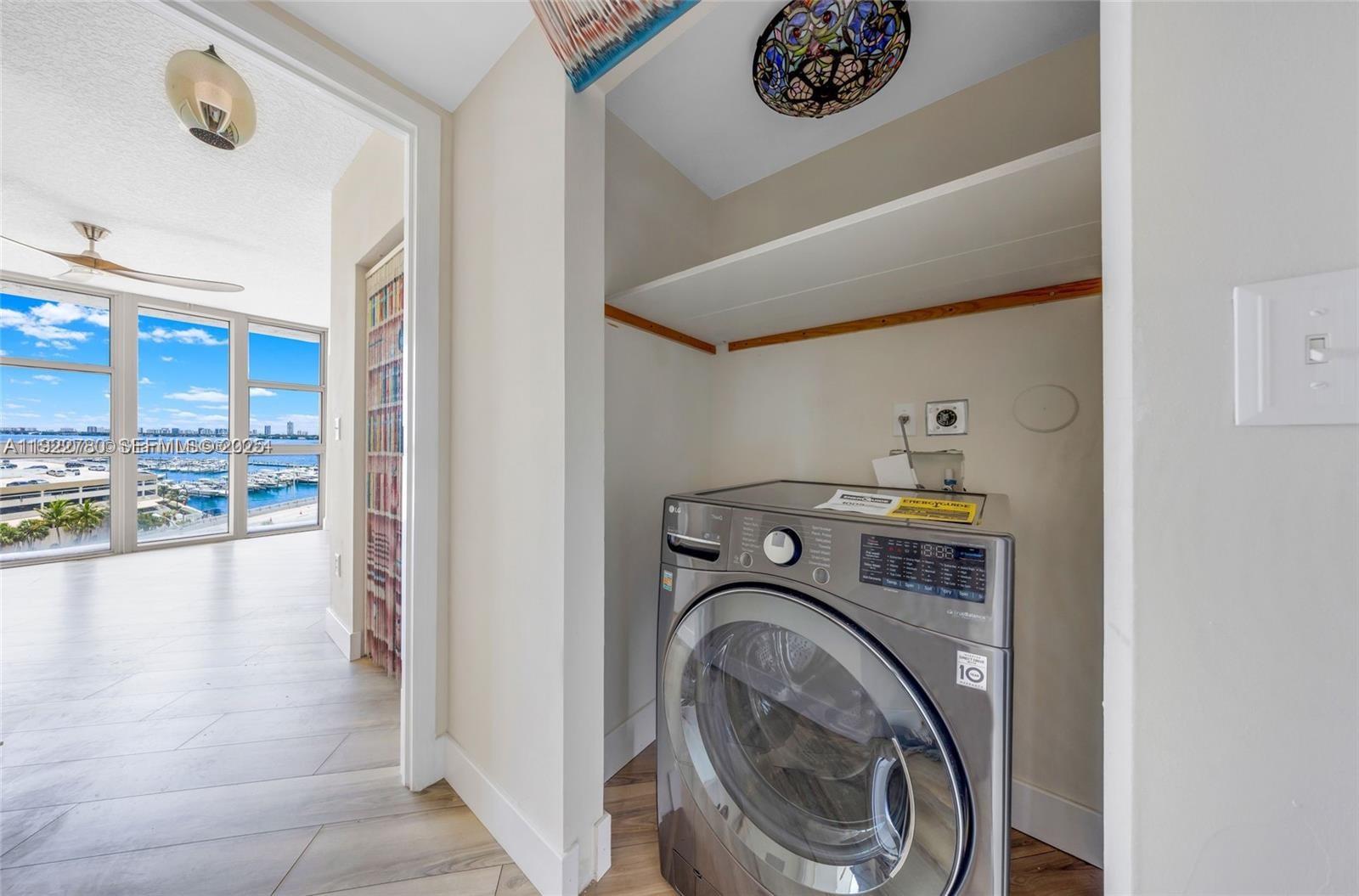 1881 79th St Cswy #807 North Bay Village, FL 33141