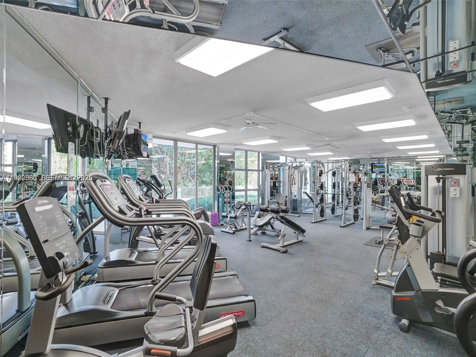 3400 NE 192nd St #504 Aventura, FL 33180