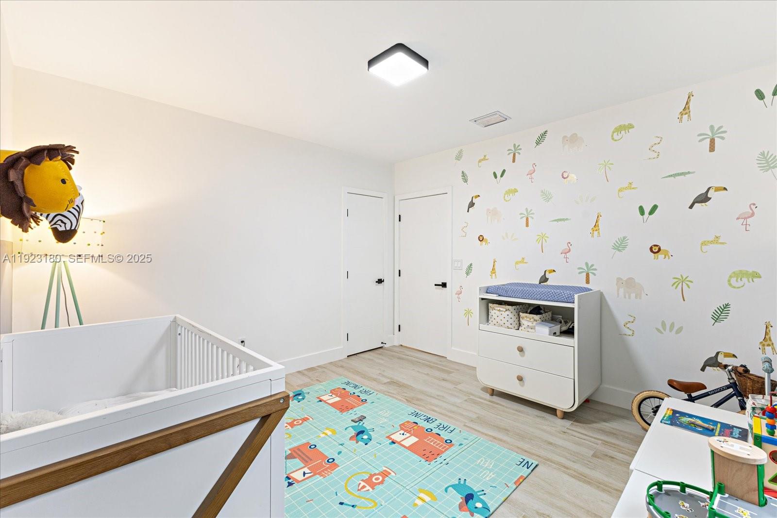 228 SW 25th Rd Miami, FL 33129