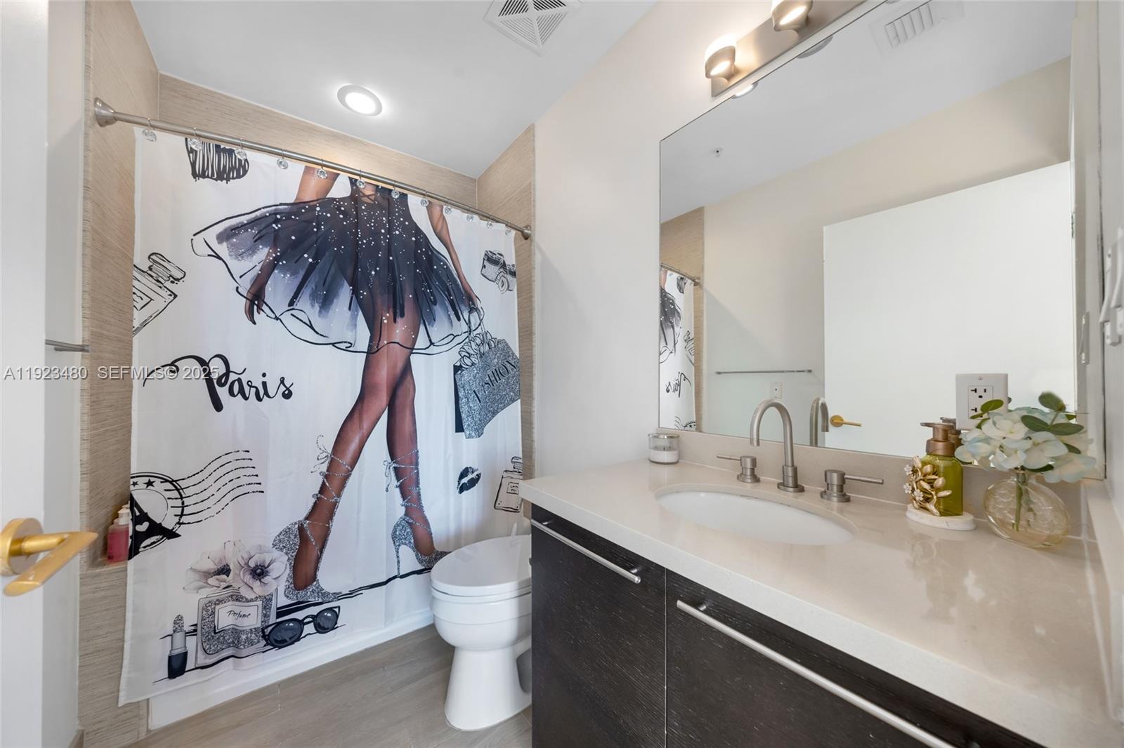 7930 East Dr #DR North Bay Village, FL 33141