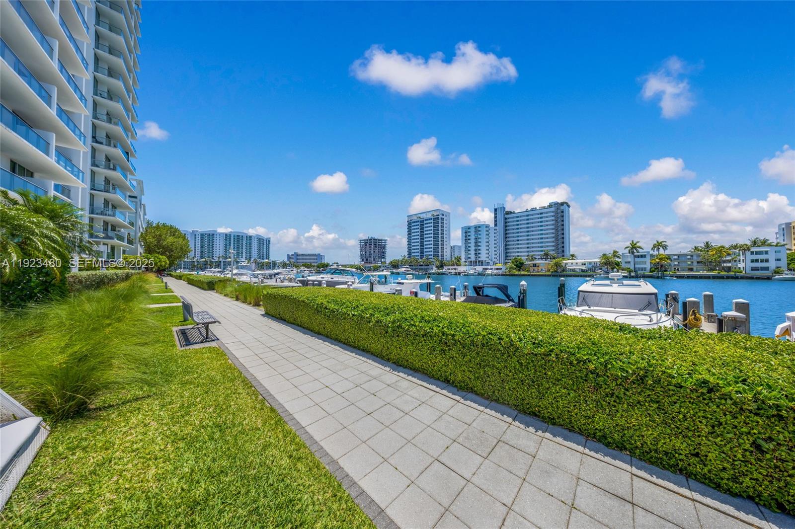 7930 East Dr #DR North Bay Village, FL 33141