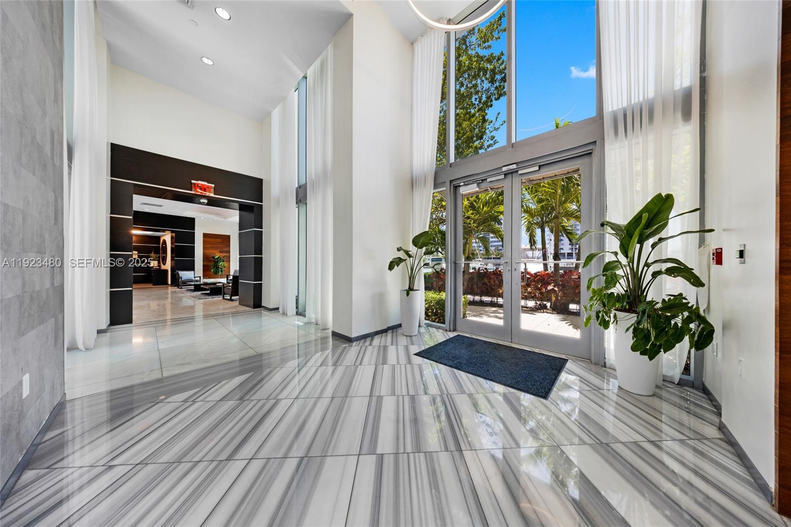 7930 East Dr #DR North Bay Village, FL 33141