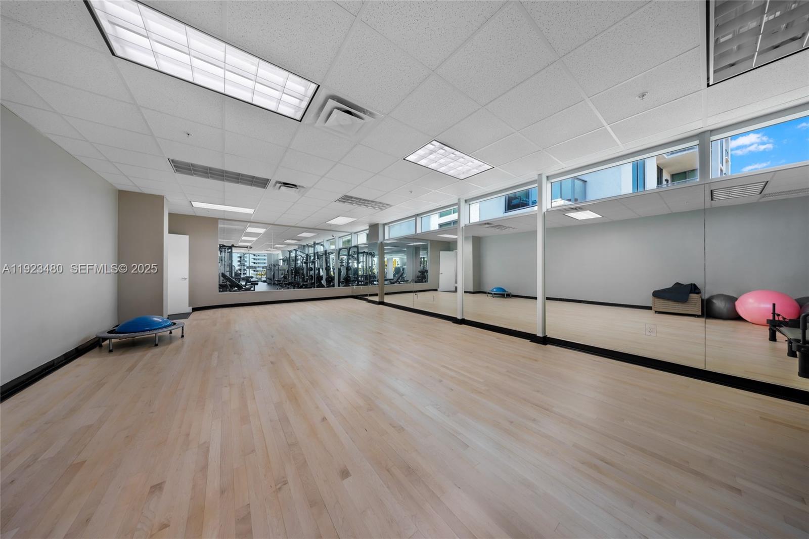 7930 East Dr #DR North Bay Village, FL 33141