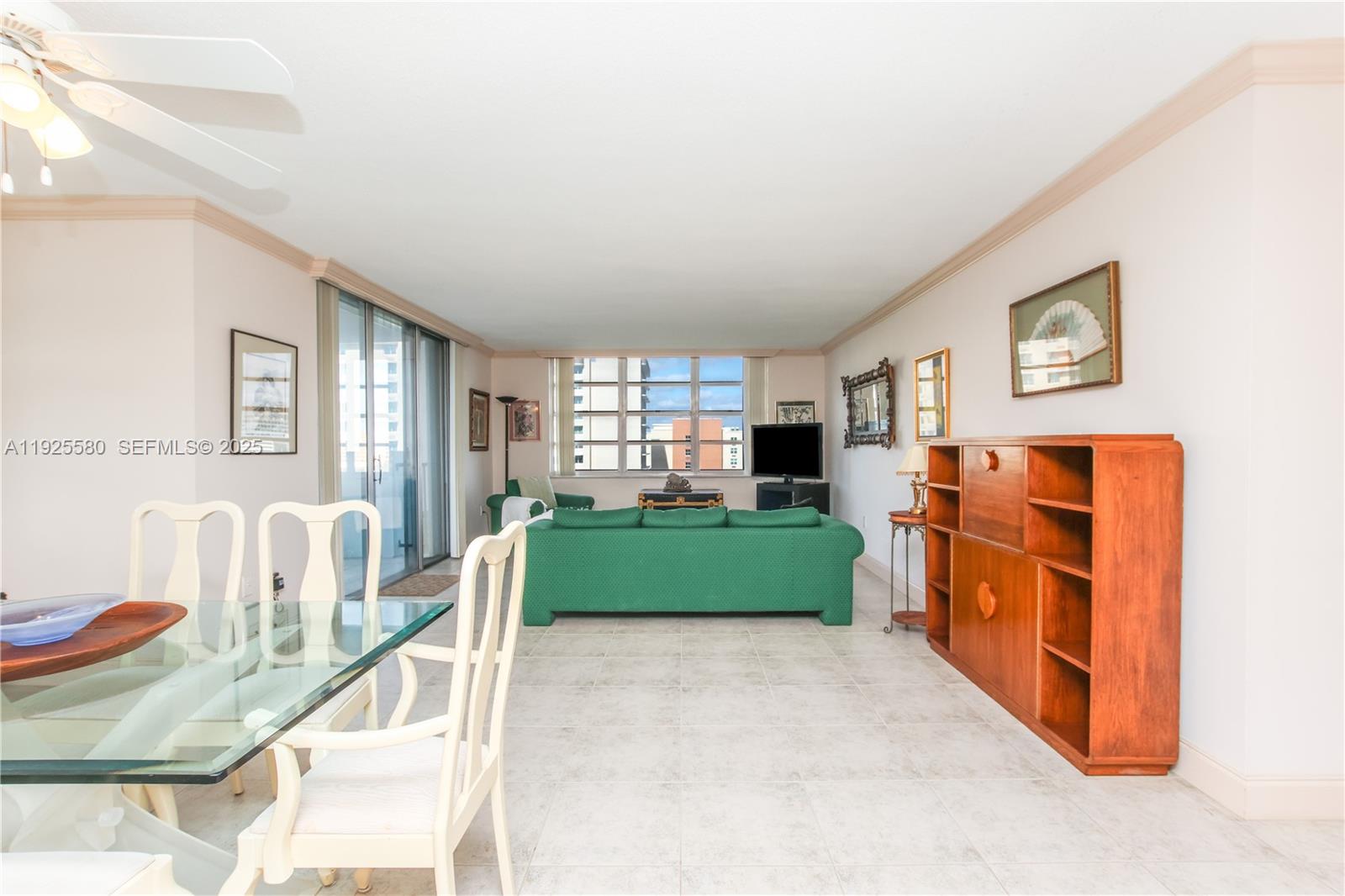 2780 NE 183rd St #901 Aventura, FL 33160