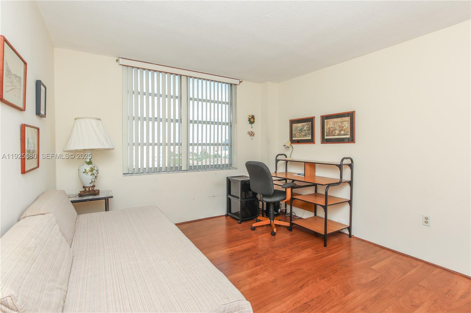 2780 NE 183rd St #901 Aventura, FL 33160