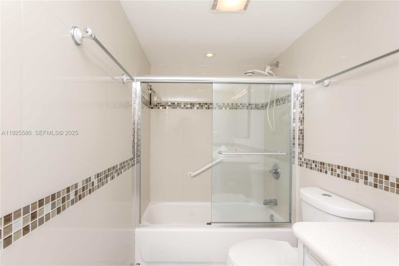 2780 NE 183rd St #901 Aventura, FL 33160