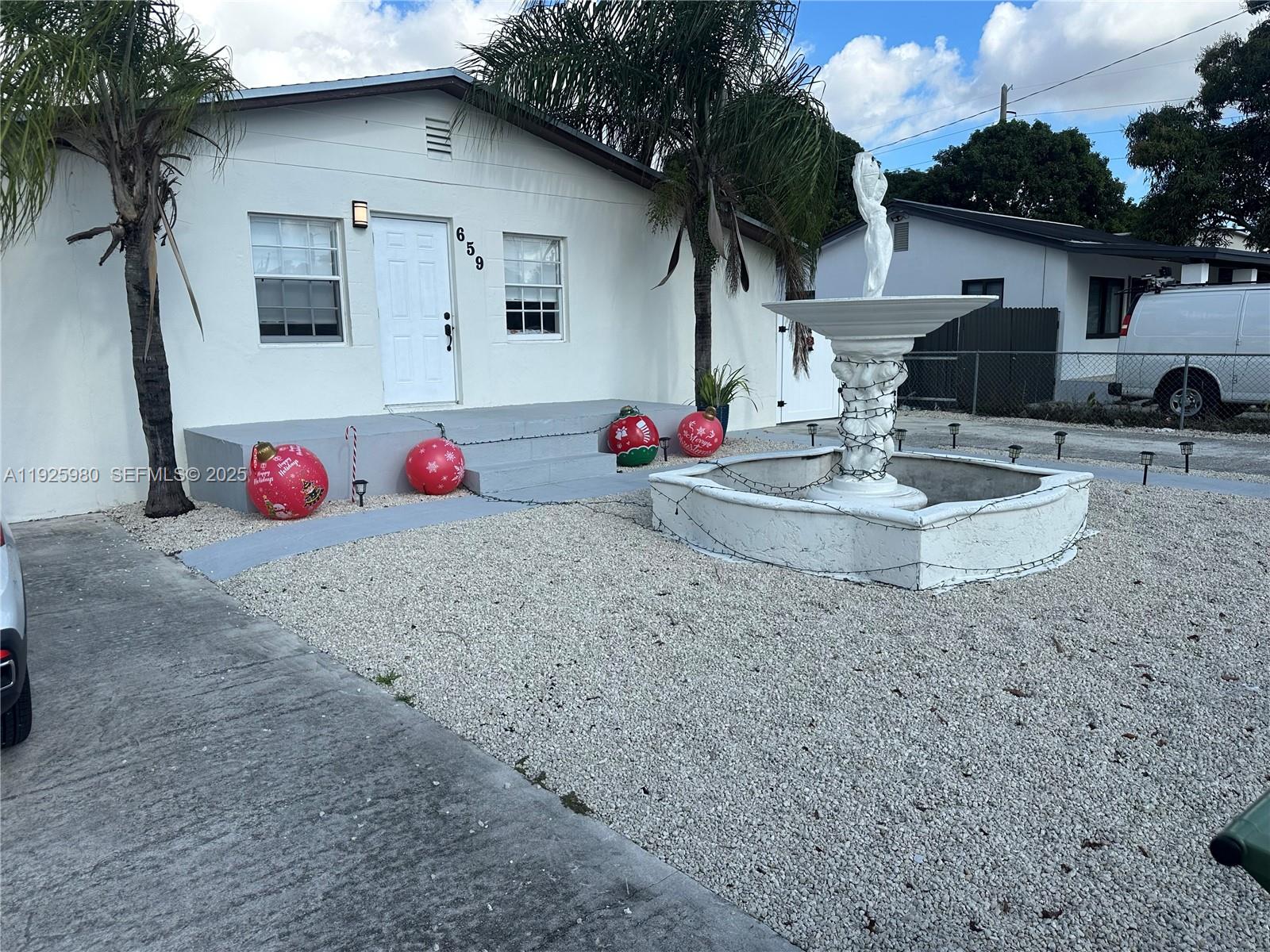 659 E 19th St #659 Hialeah, FL 33013