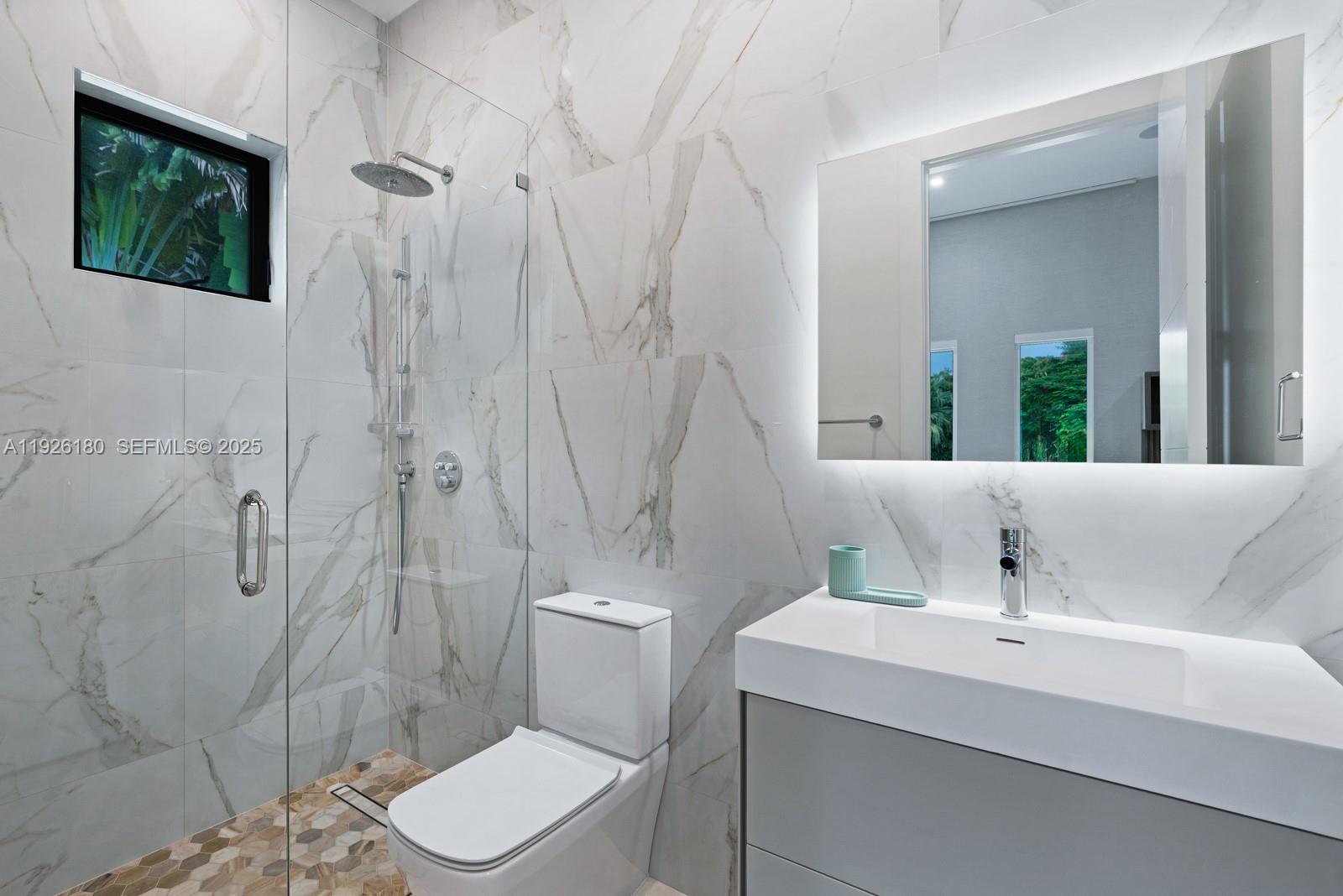 80 NW 129th Ave Miami, FL 33182