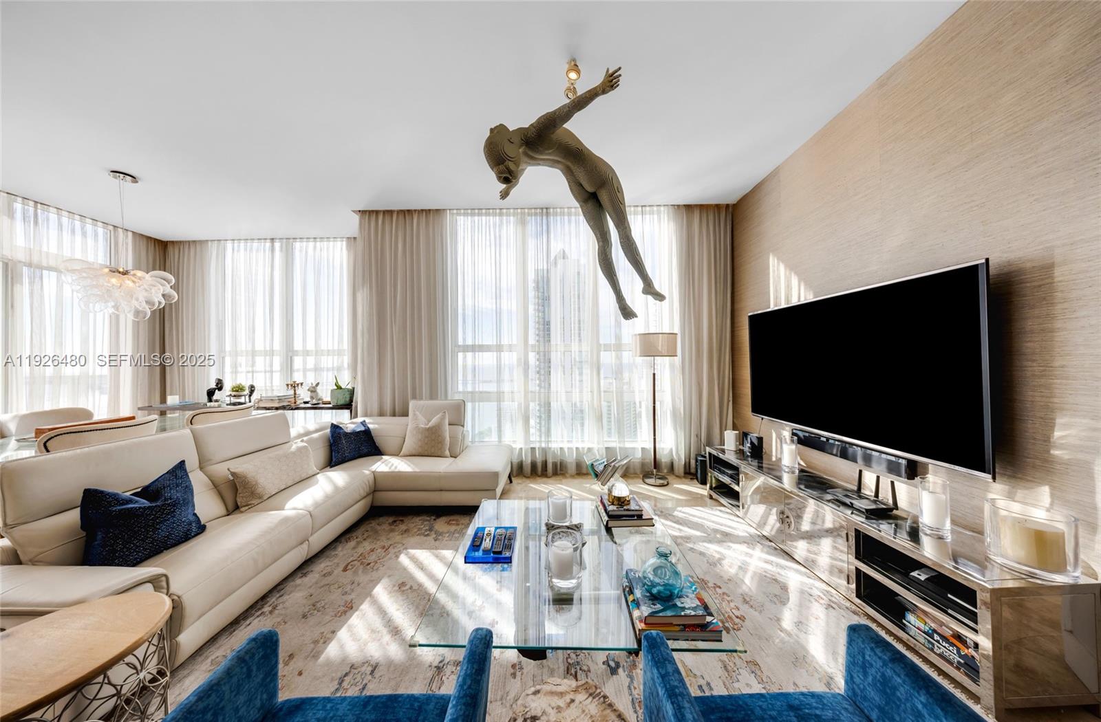 image The Mark on Brickell11