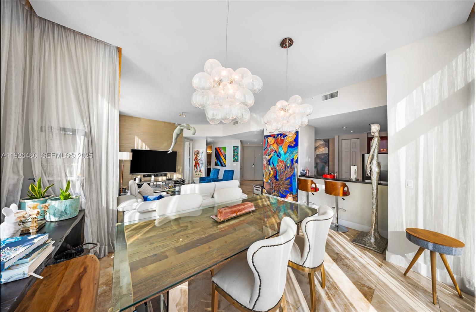 image The Mark on Brickell16