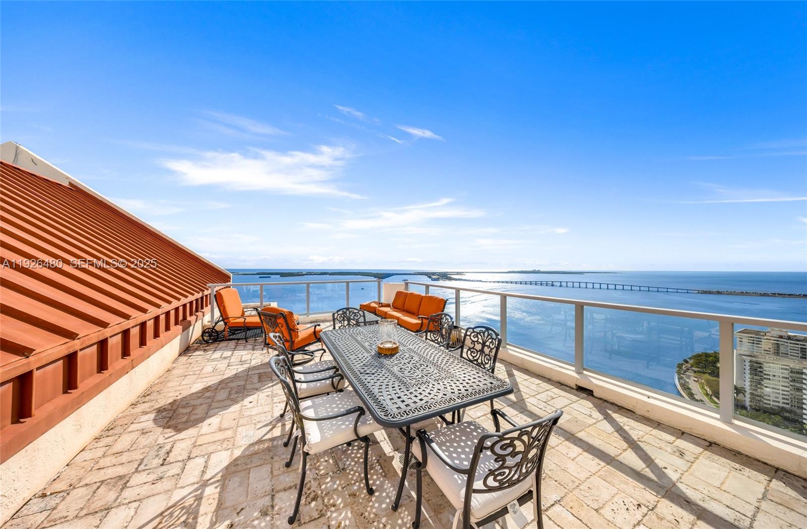 image The Mark on Brickell1