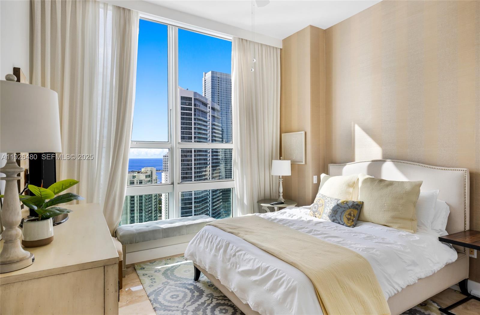 image The Mark on Brickell39