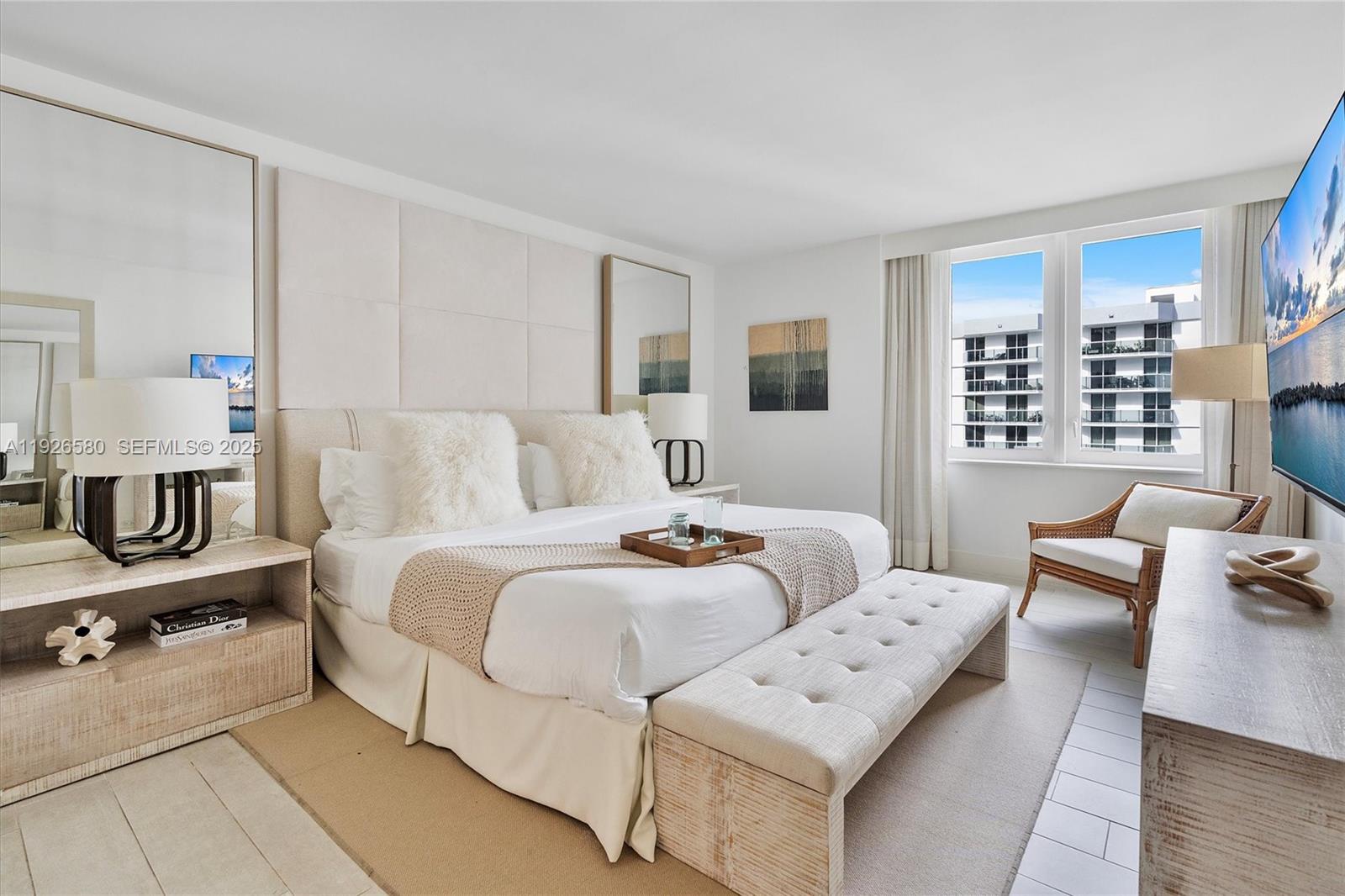 102 24th St #1413 Miami Beach, FL 33139