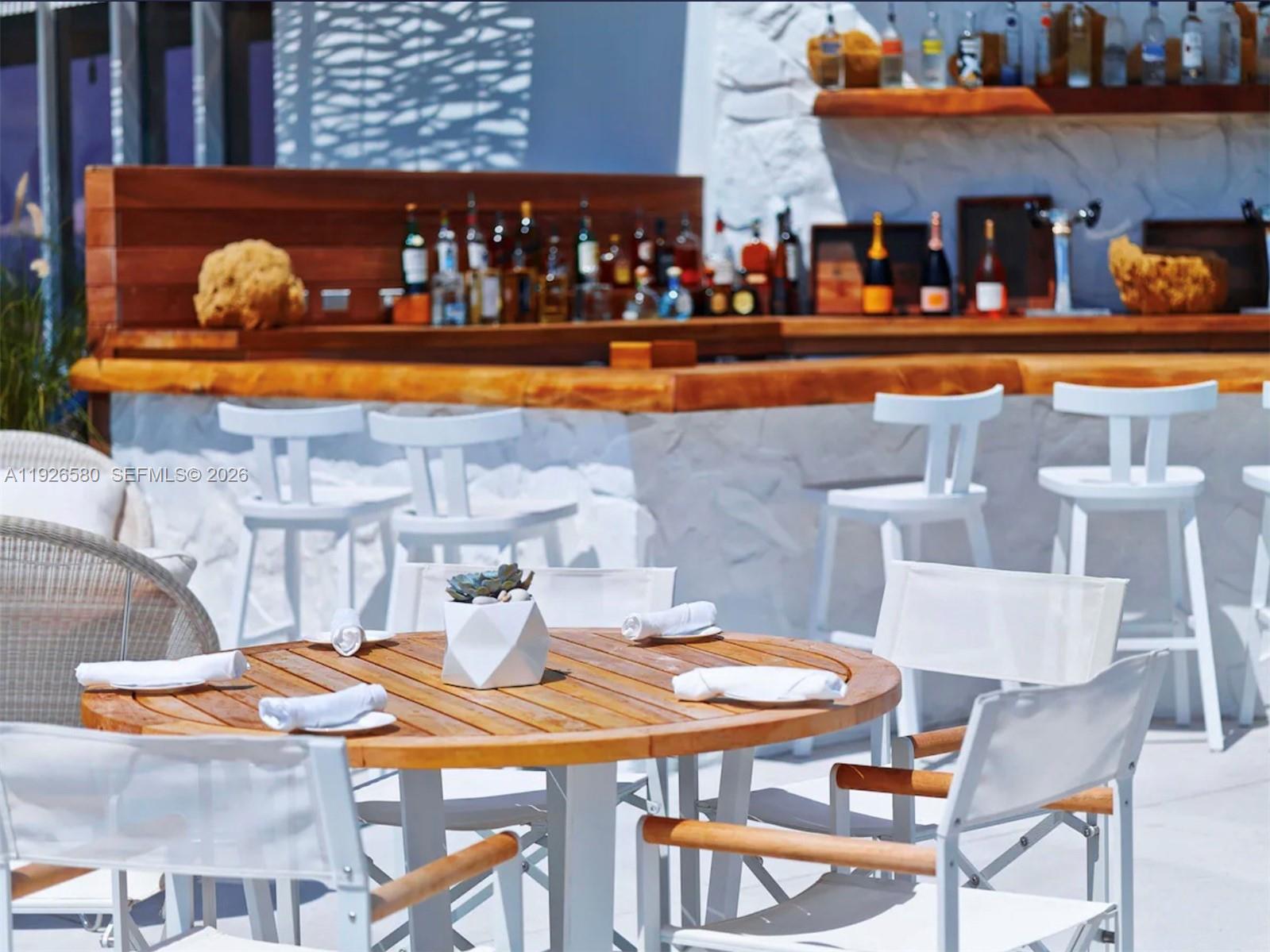 102 24th St #1413 Miami Beach, FL 33139