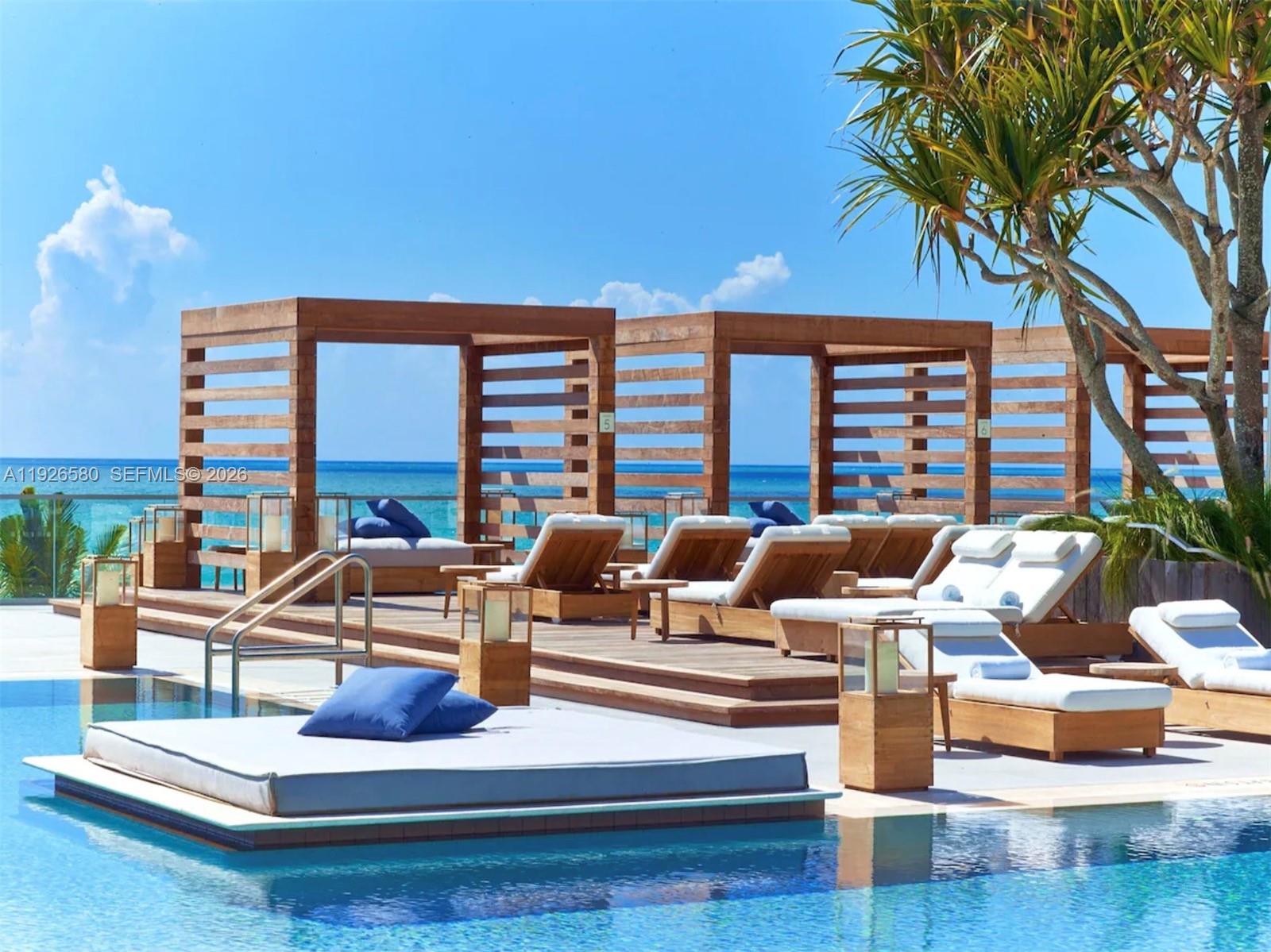 102 24th St #1413 Miami Beach, FL 33139