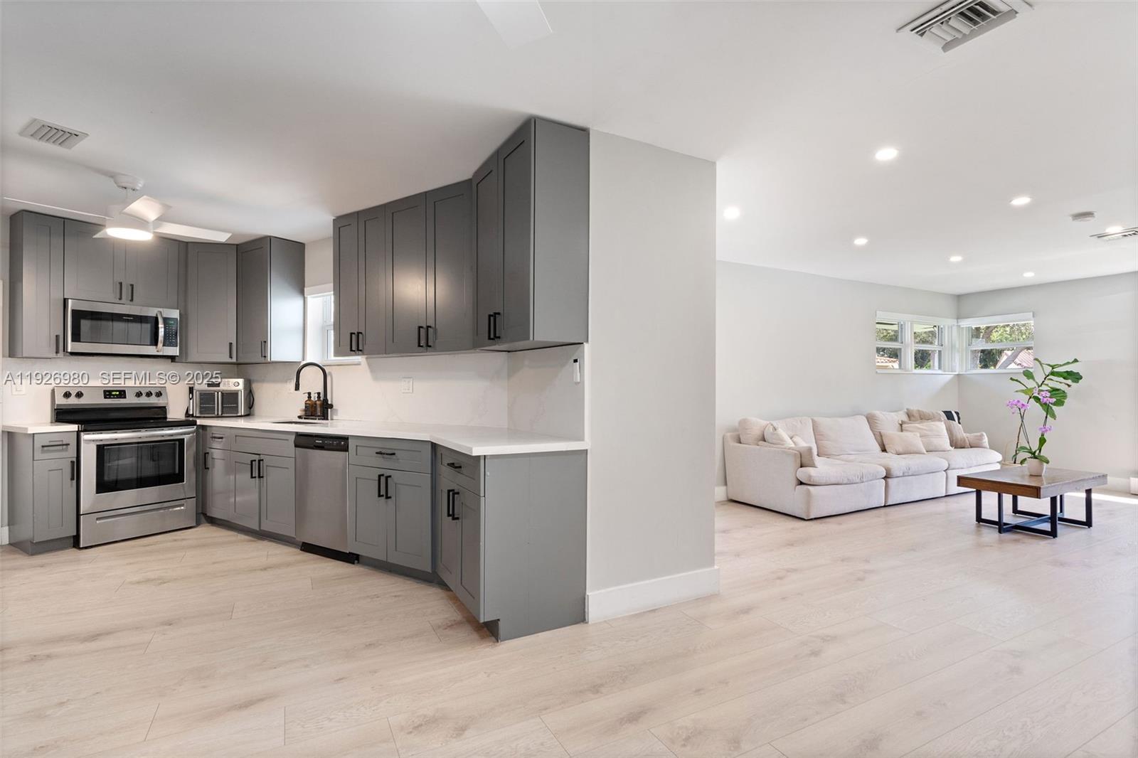 10650 NE 11th Ct Miami Shores, FL 33138