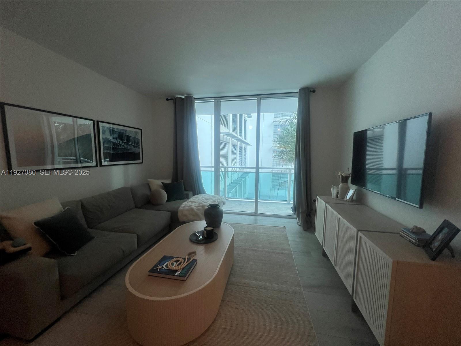 image The Plaza on Brickell East9