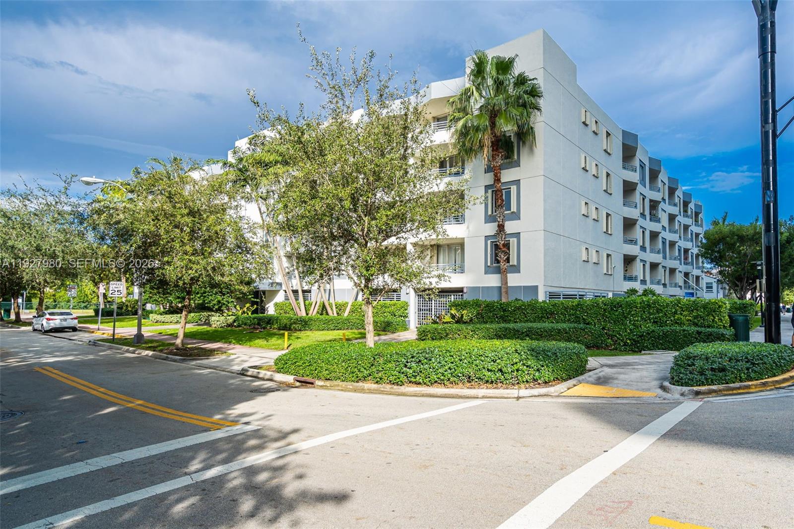 1401 Bay Rd #405 Miami Beach, FL 33139