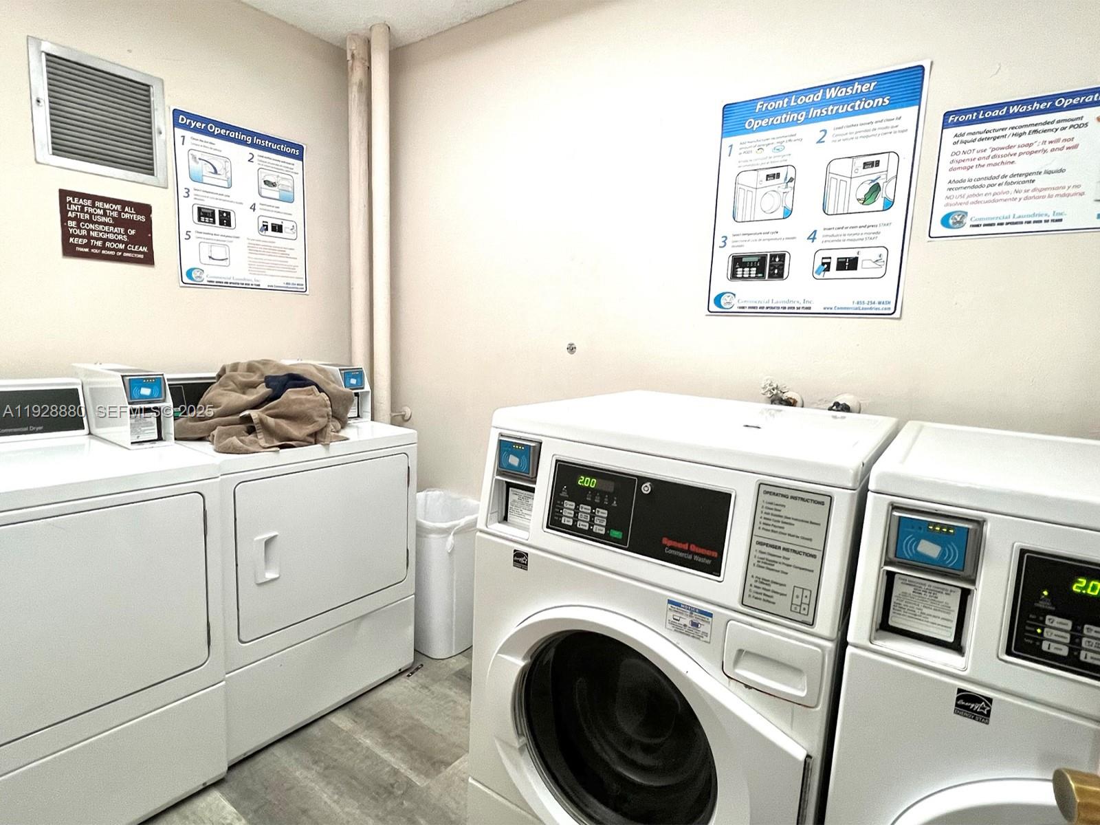 1300 NE Miami Gdns Dr #711E Miami, FL 33179