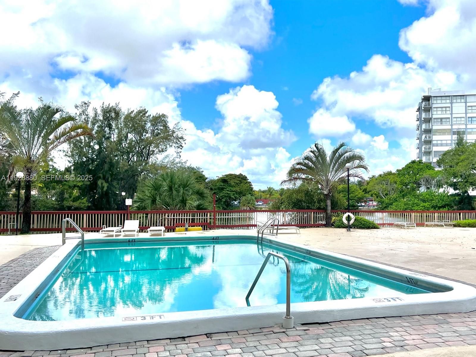 1300 NE Miami Gdns Dr #711E Miami, FL 33179