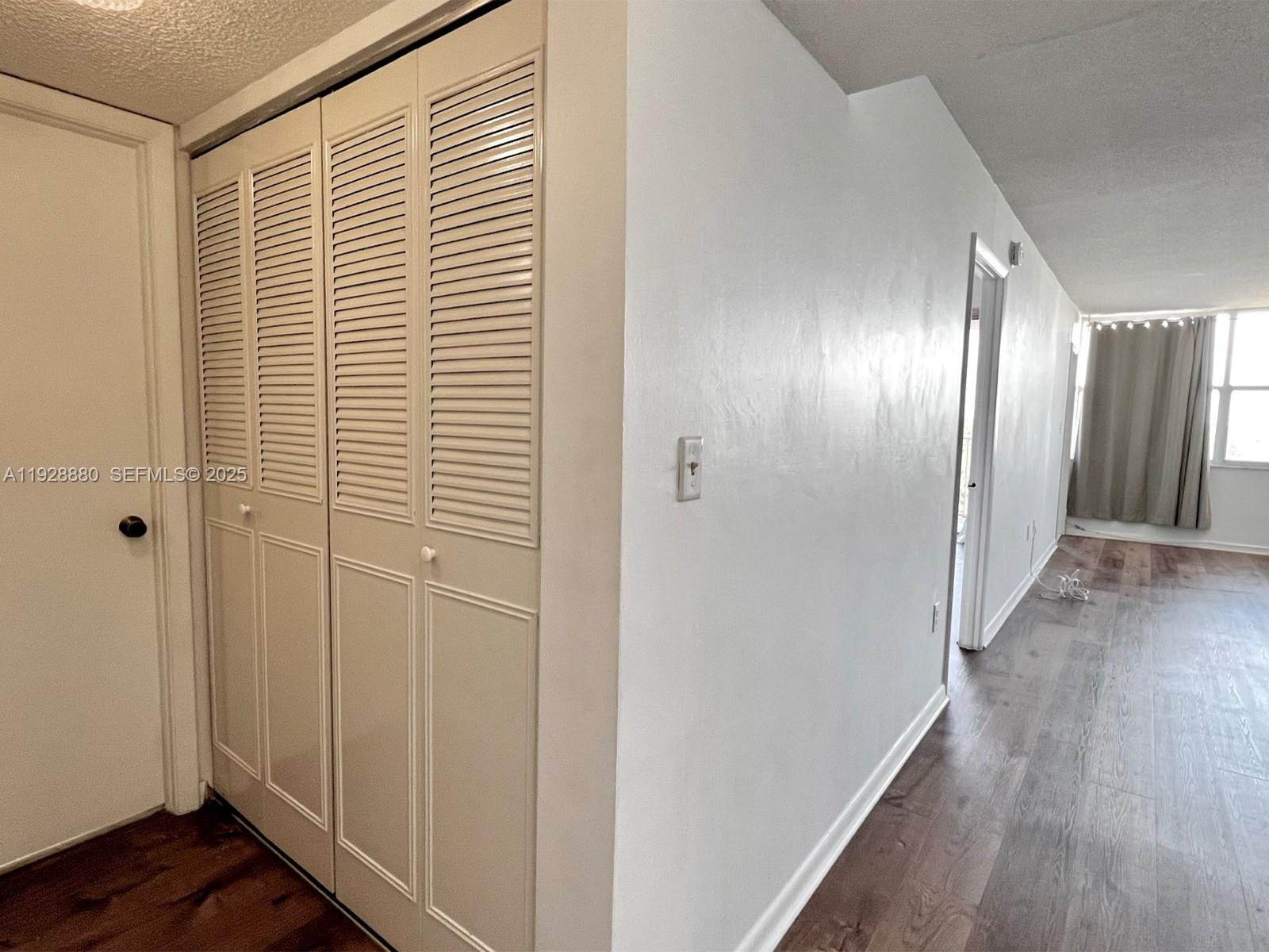 1300 NE Miami Gdns Dr #711E Miami, FL 33179