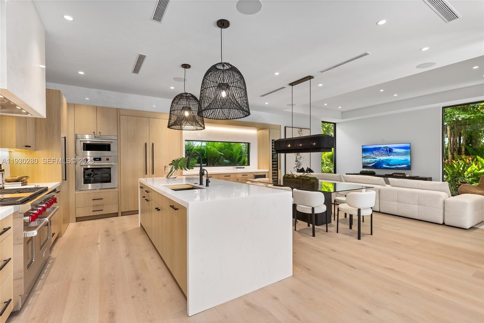 4024 Bonita Ave Miami, FL 33133