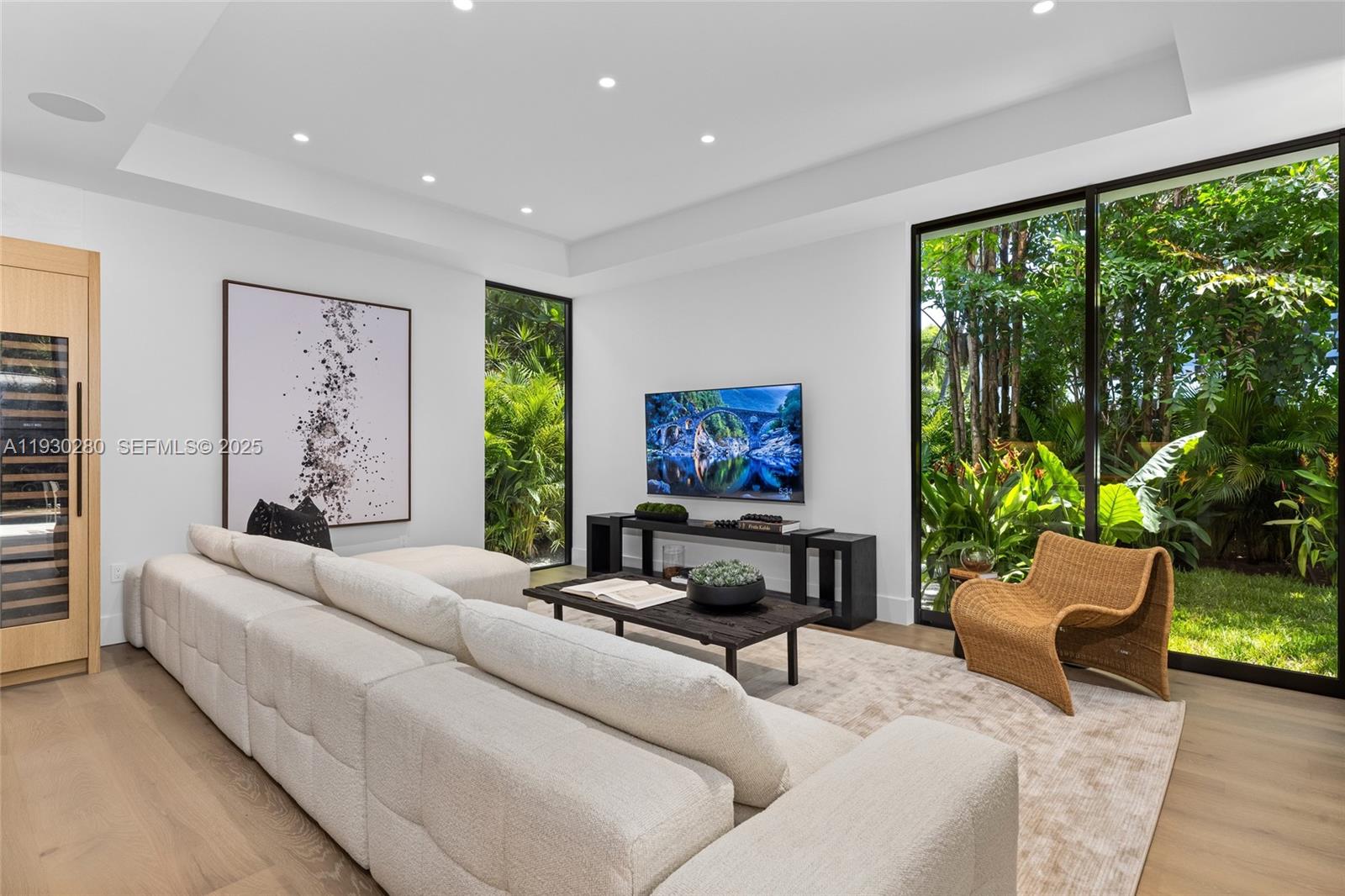 4024 Bonita Ave Miami, FL 33133