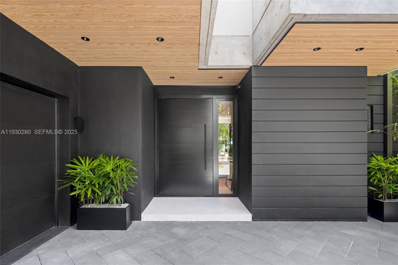 4024 Bonita Ave Miami, FL 33133