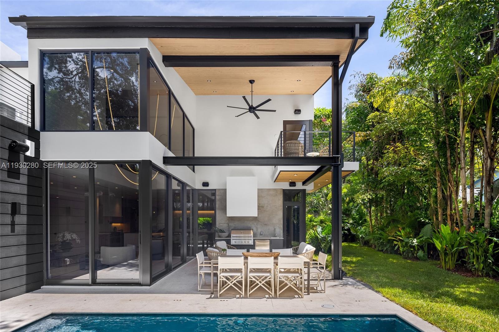 4024 Bonita Ave Miami, FL 33133