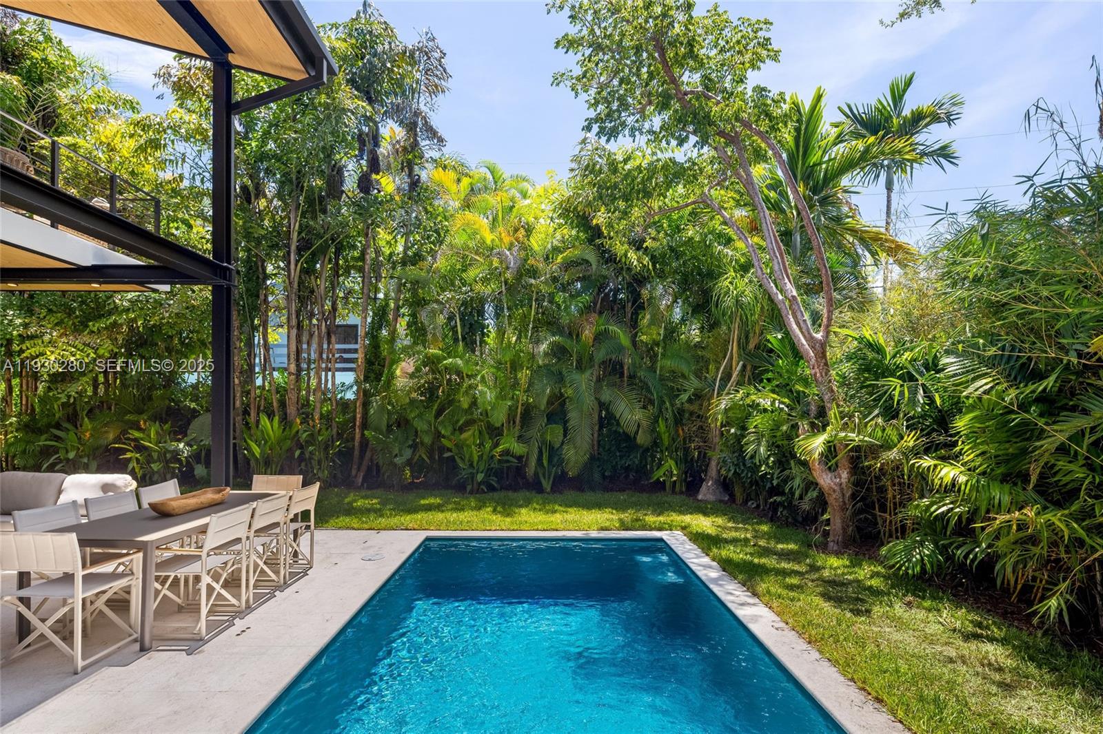 4024 Bonita Ave Miami, FL 33133