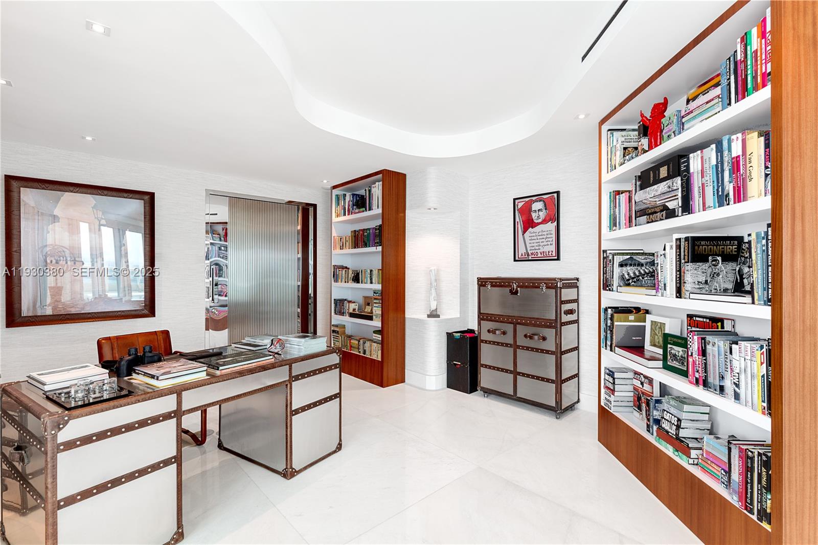 1643 Brickell Ave #PH 4901 + Dock Miami, FL 33129