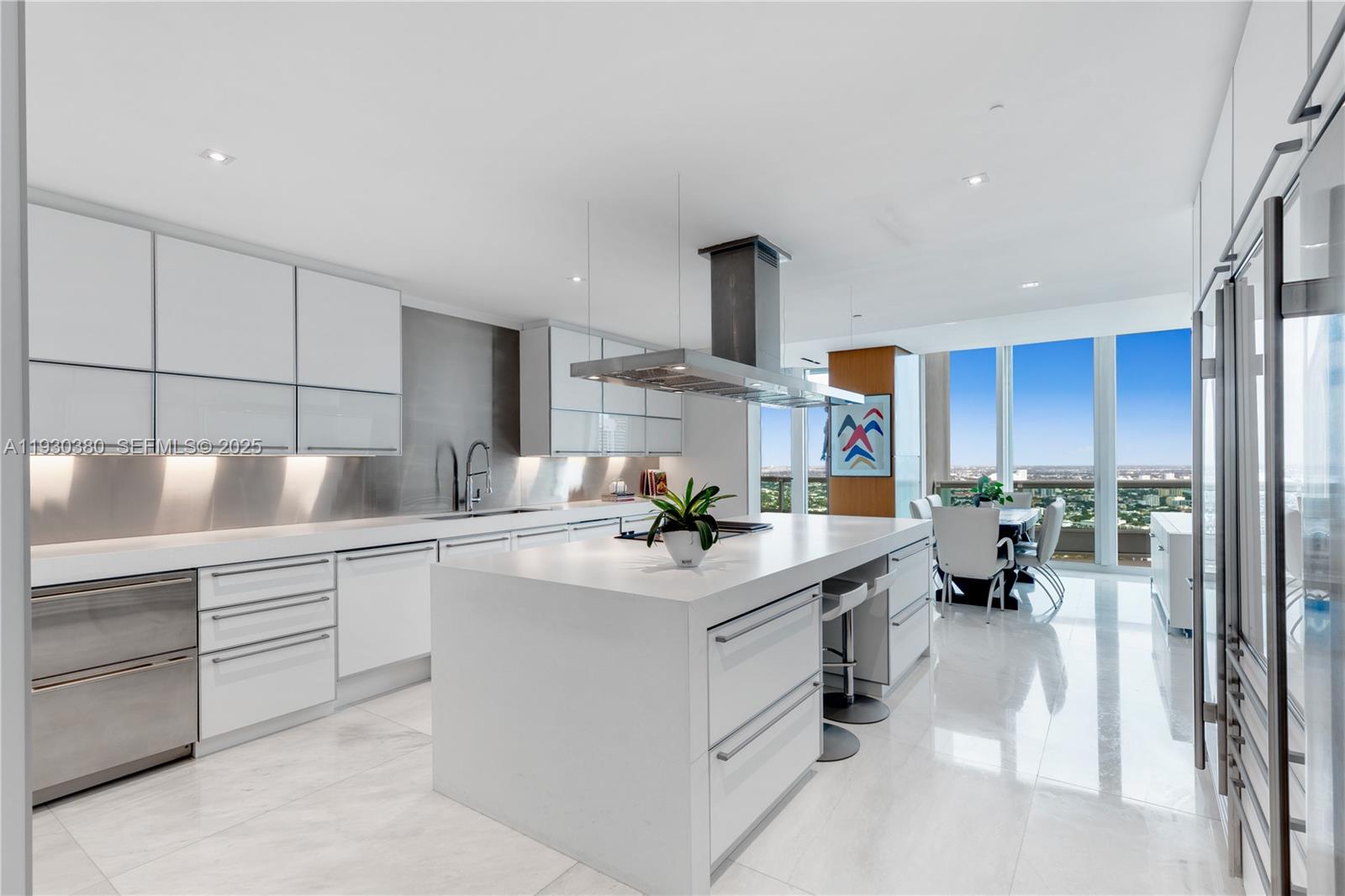 1643 Brickell Ave #PH 4901 + Dock Miami, FL 33129