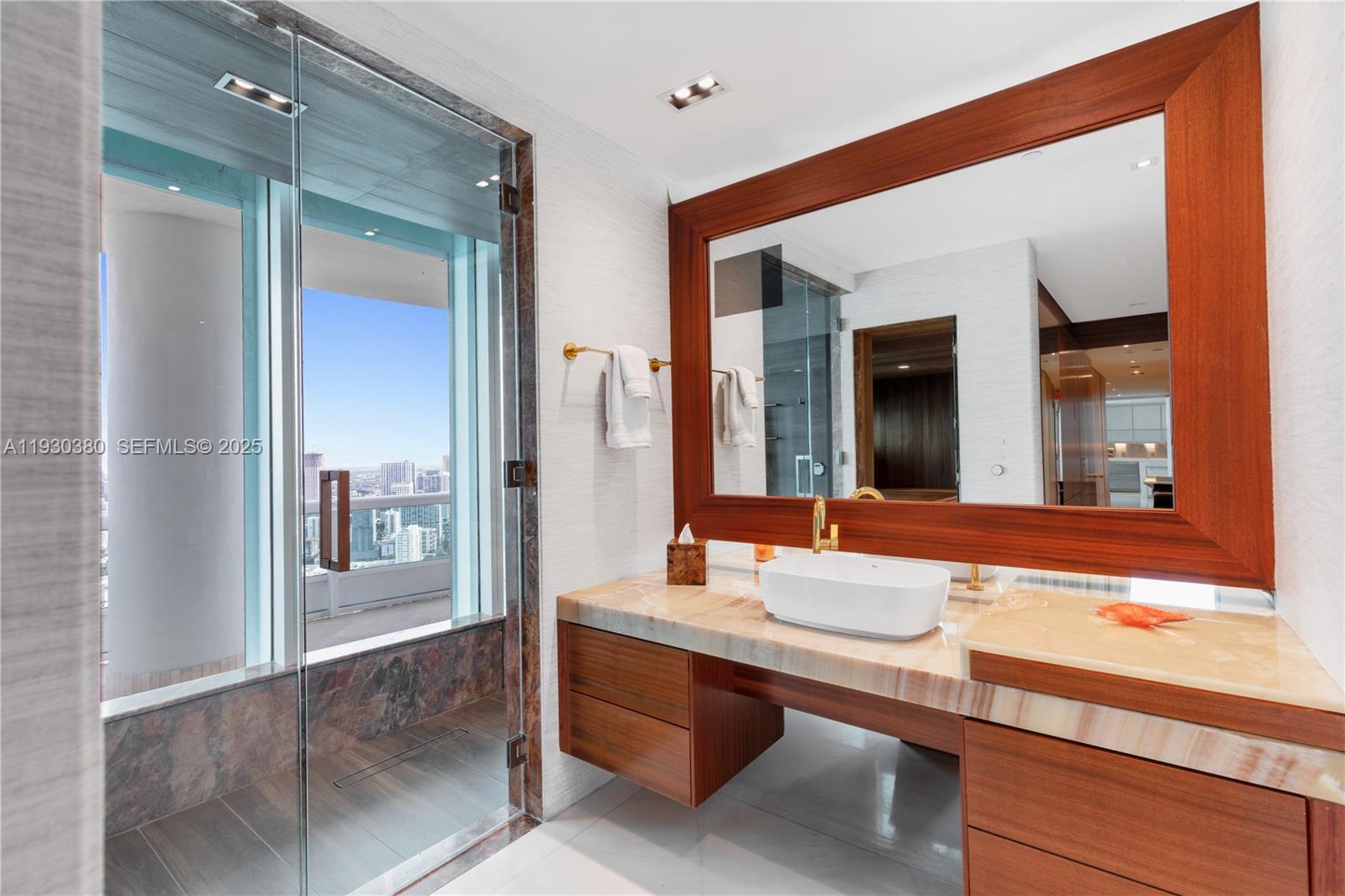 1643 Brickell Ave #PH 4901 + Dock Miami, FL 33129