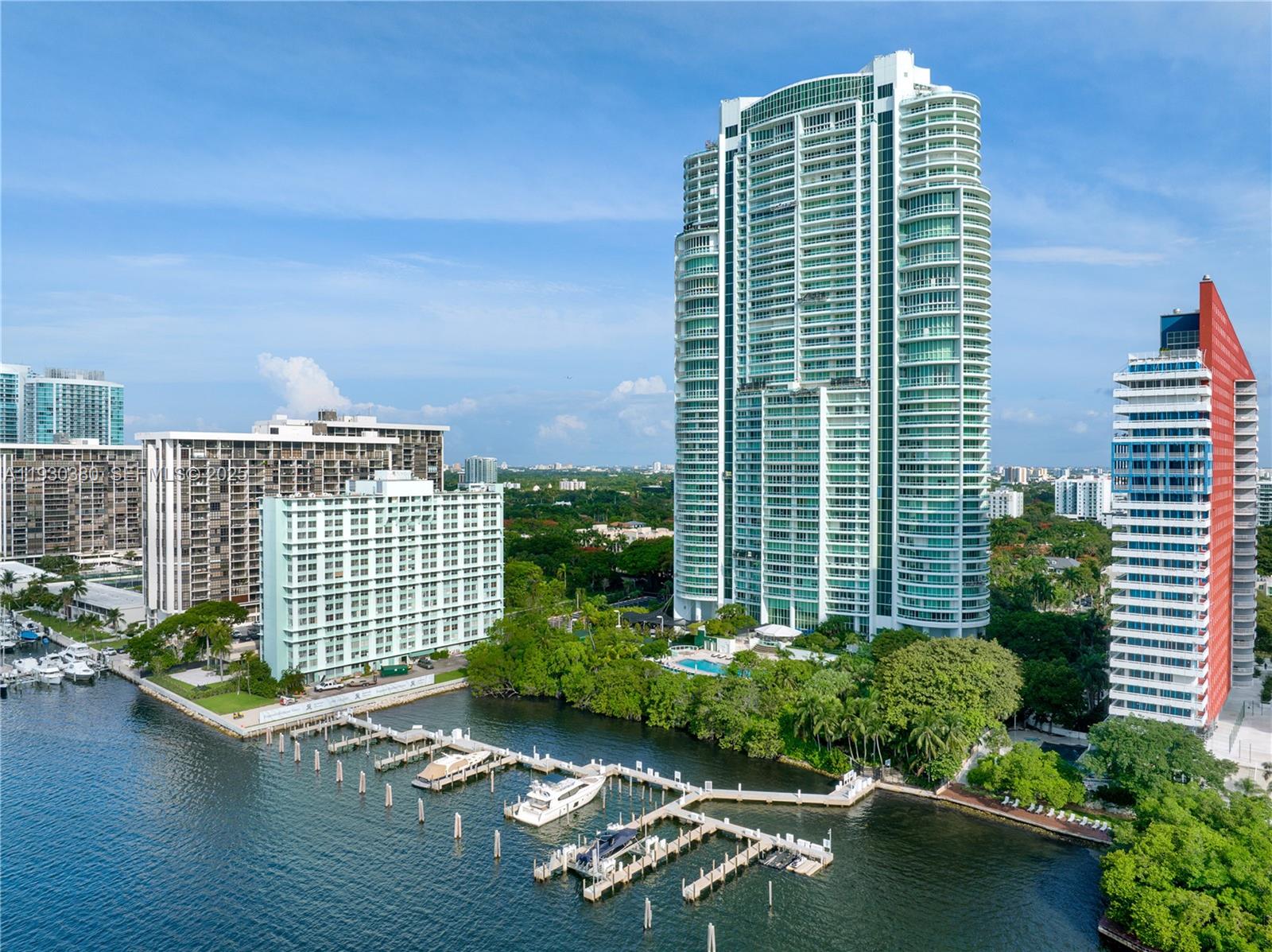 1643 Brickell Ave #PH 4901 + Dock Miami, FL 33129