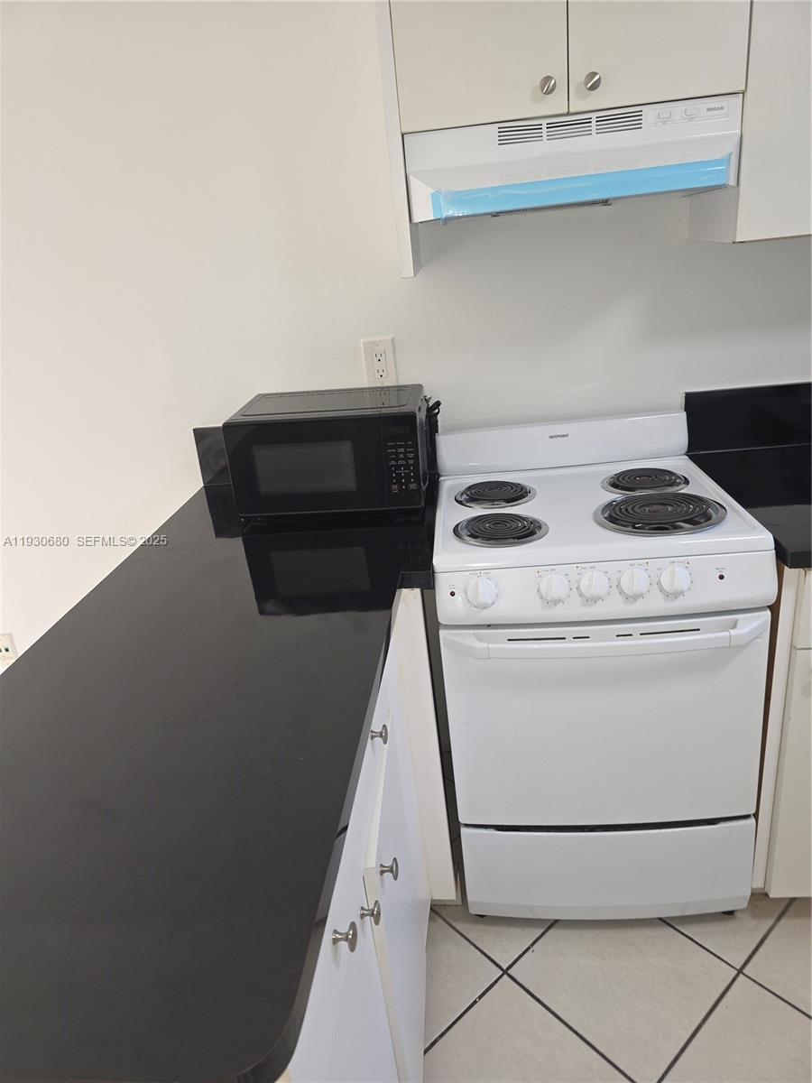 3090 Bird Ave #203 Coconut Grove, FL 33133