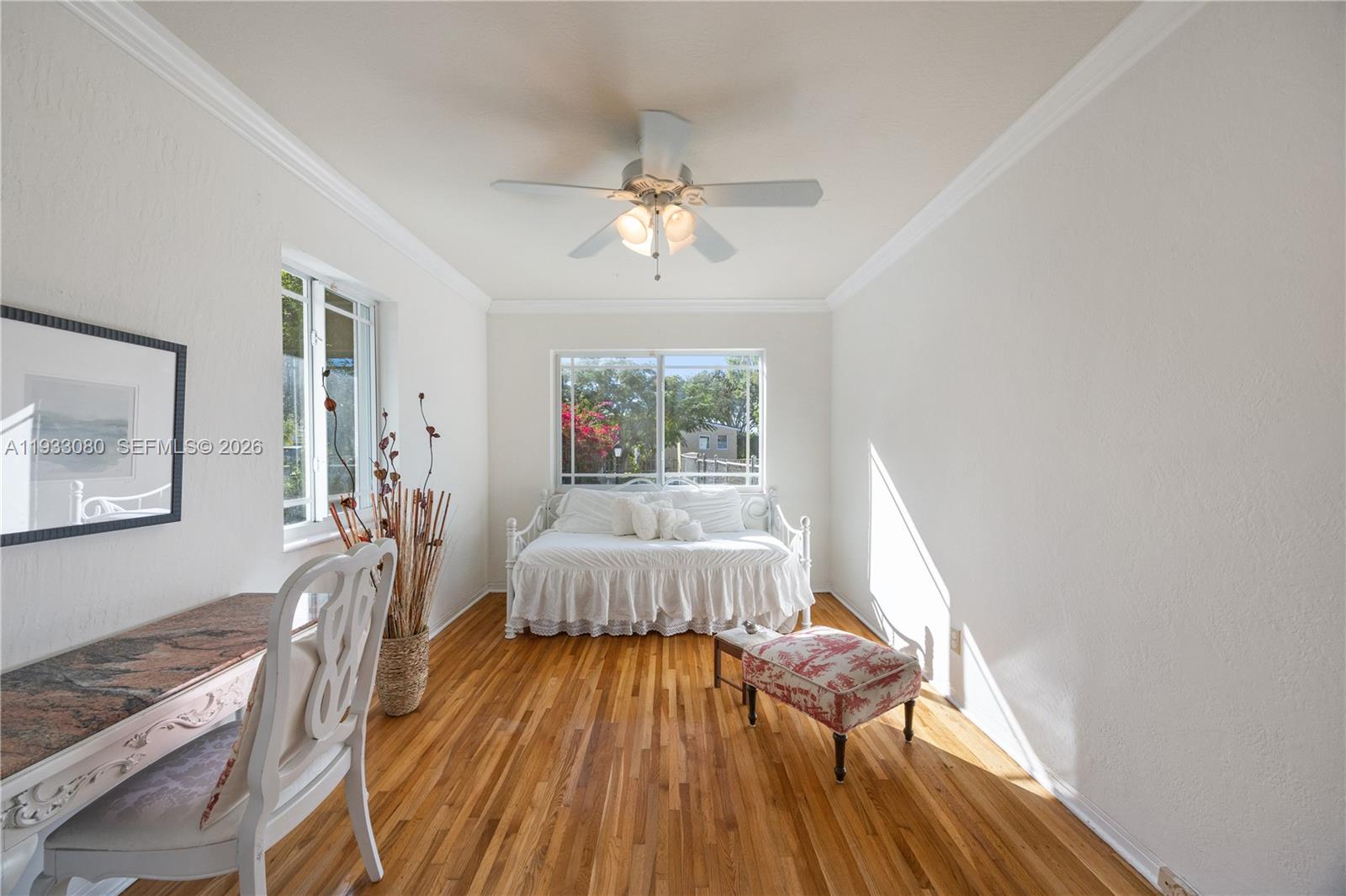 5685 SW 72nd Ave Miami, FL 33143