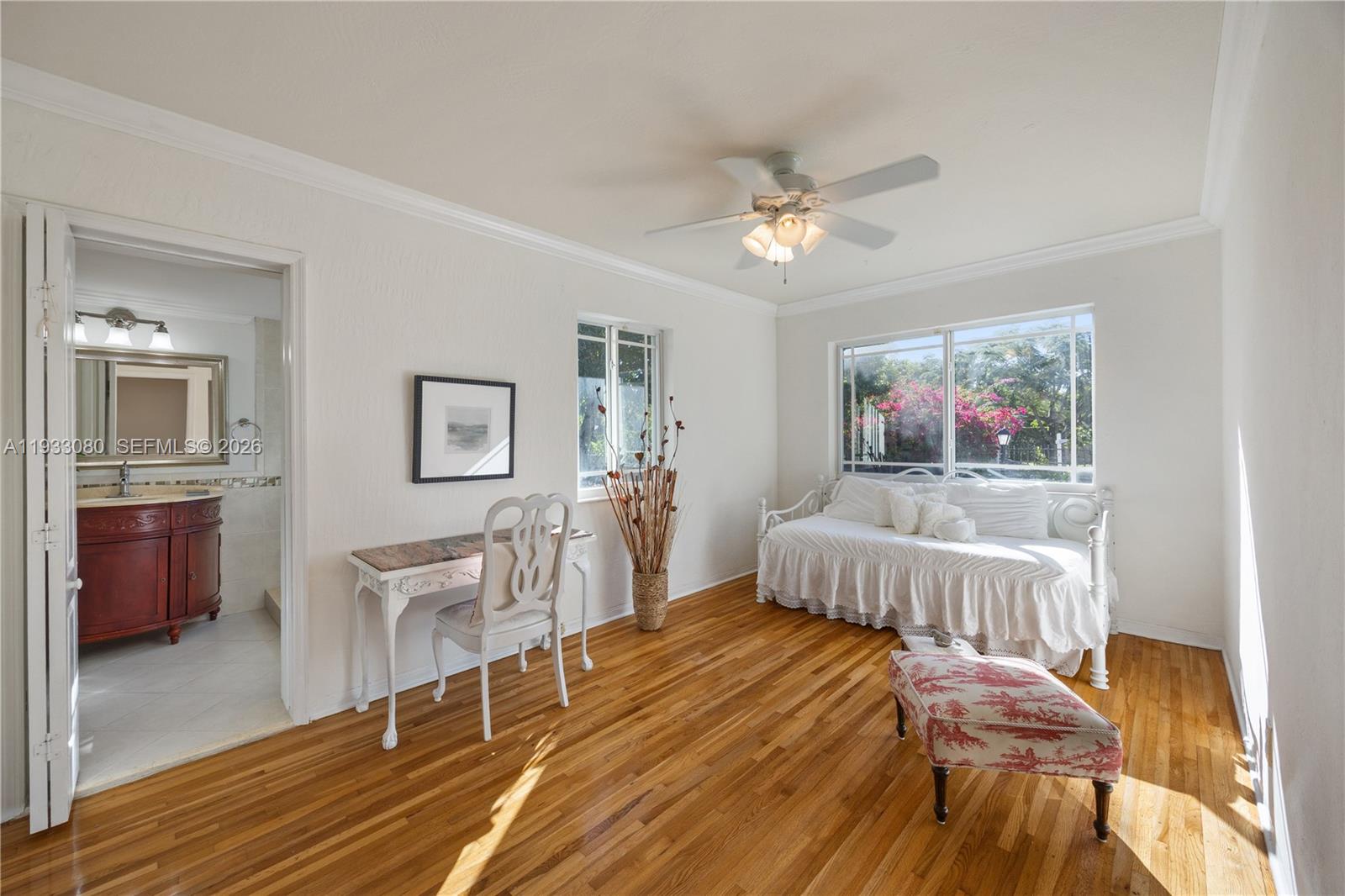 5685 SW 72nd Ave Miami, FL 33143