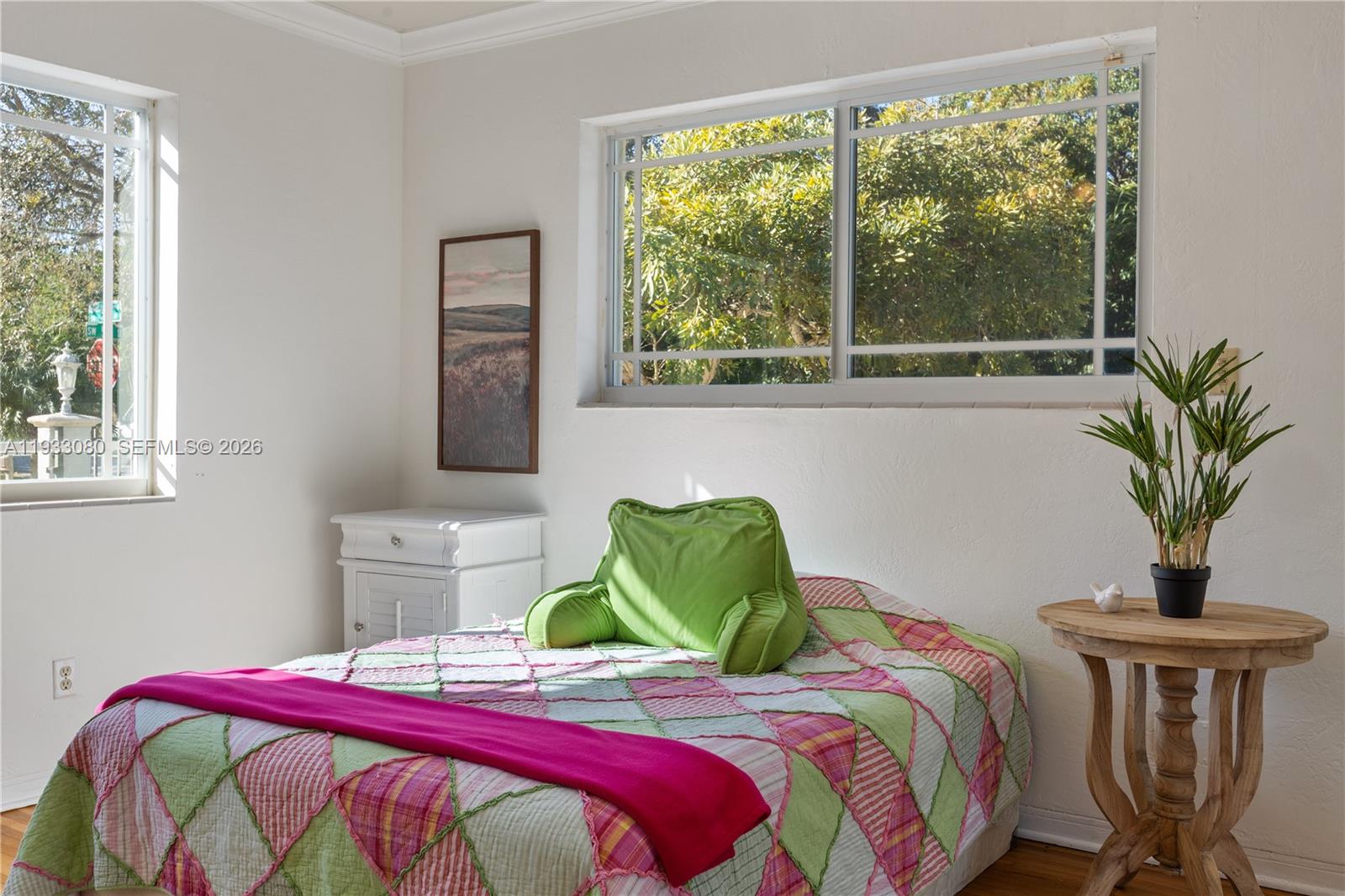 5685 SW 72nd Ave Miami, FL 33143