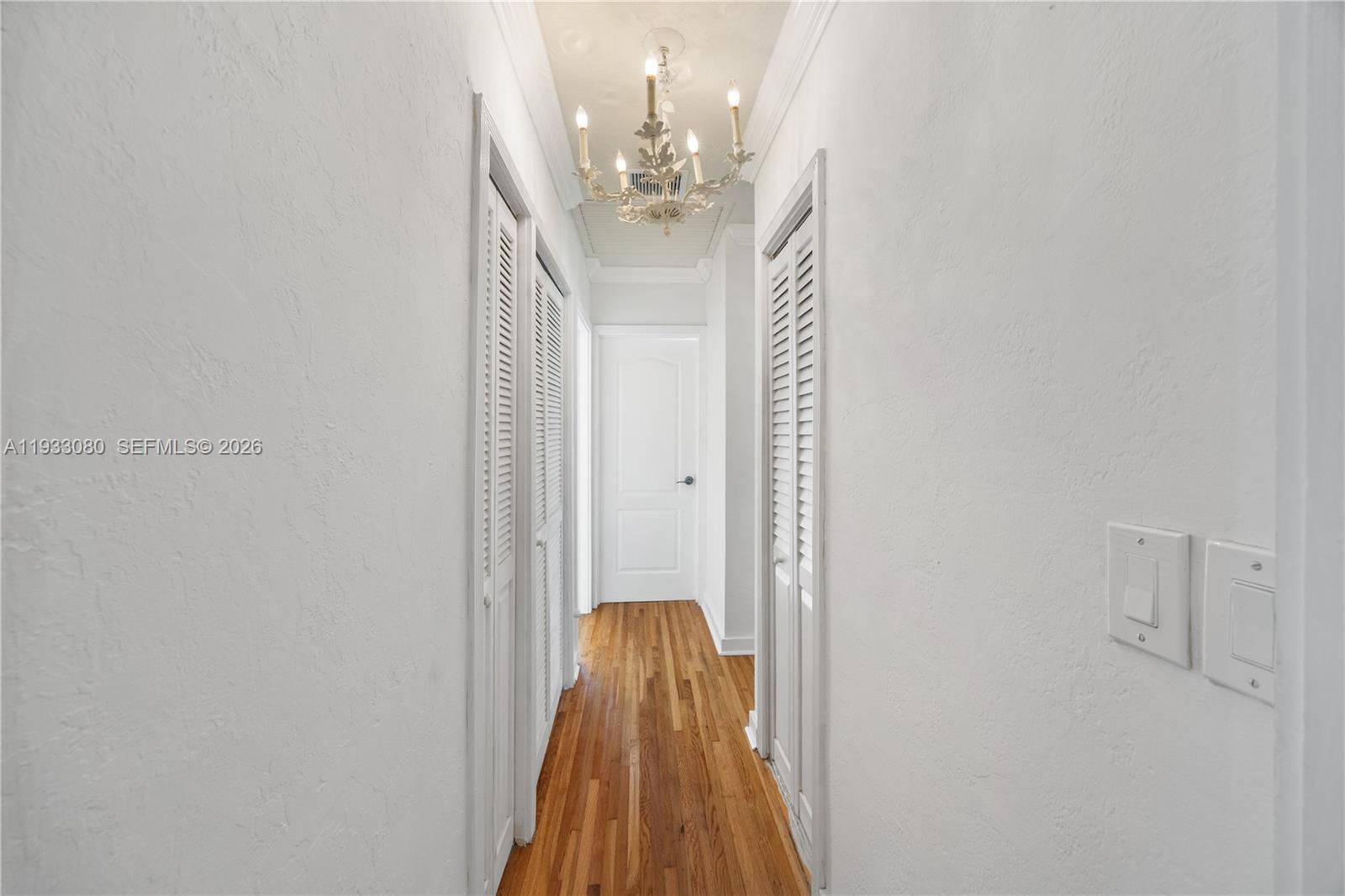 5685 SW 72nd Ave Miami, FL 33143