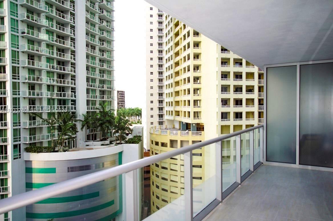 image Brickell House9