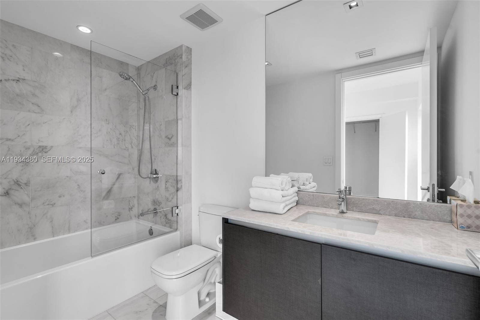 image Echo Brickell16