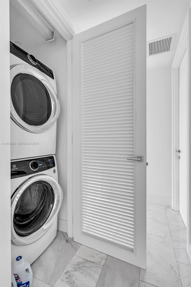 image Echo Brickell29