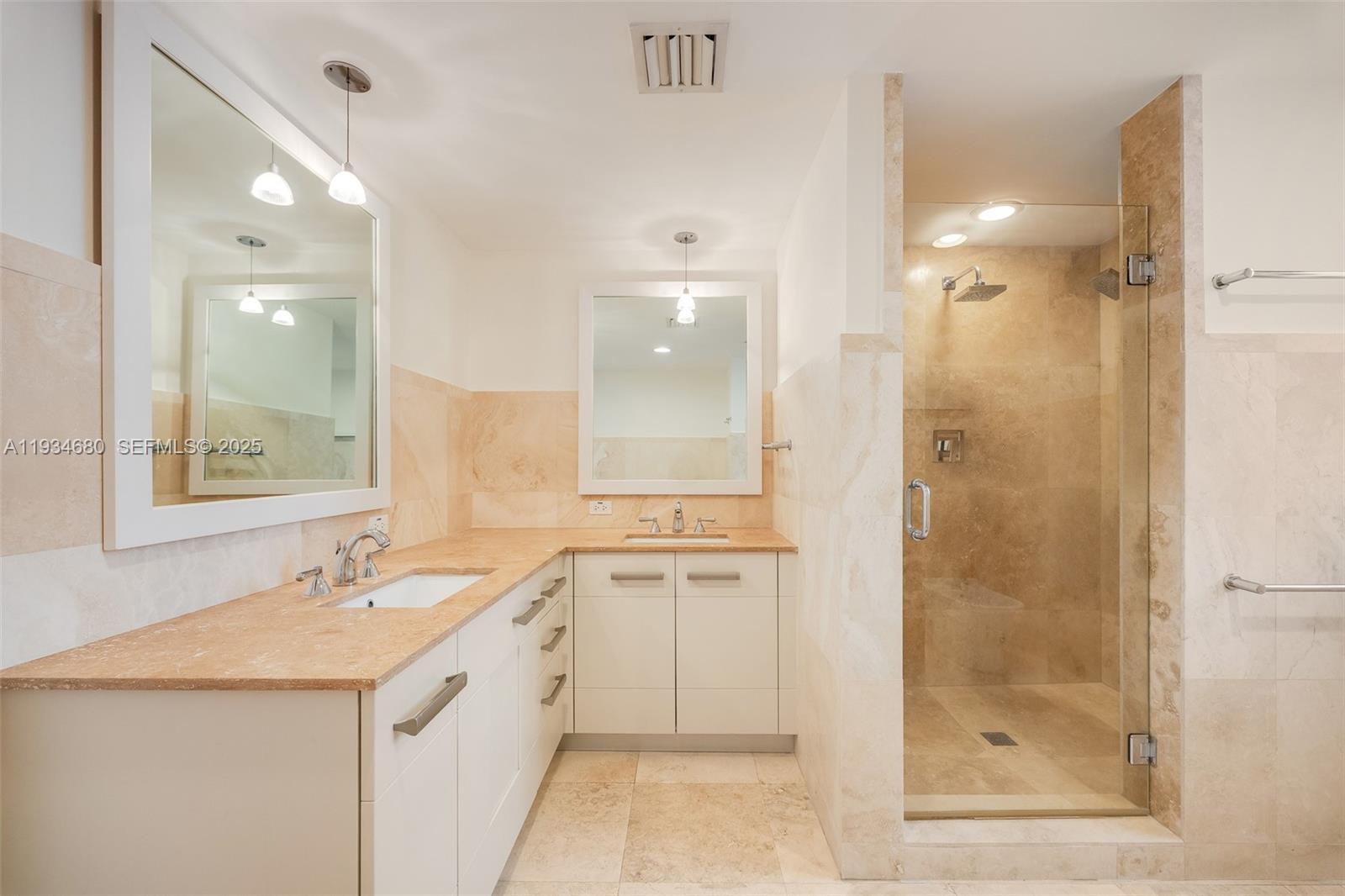 3540 Main Hwy #305 Coconut Grove, FL 33133