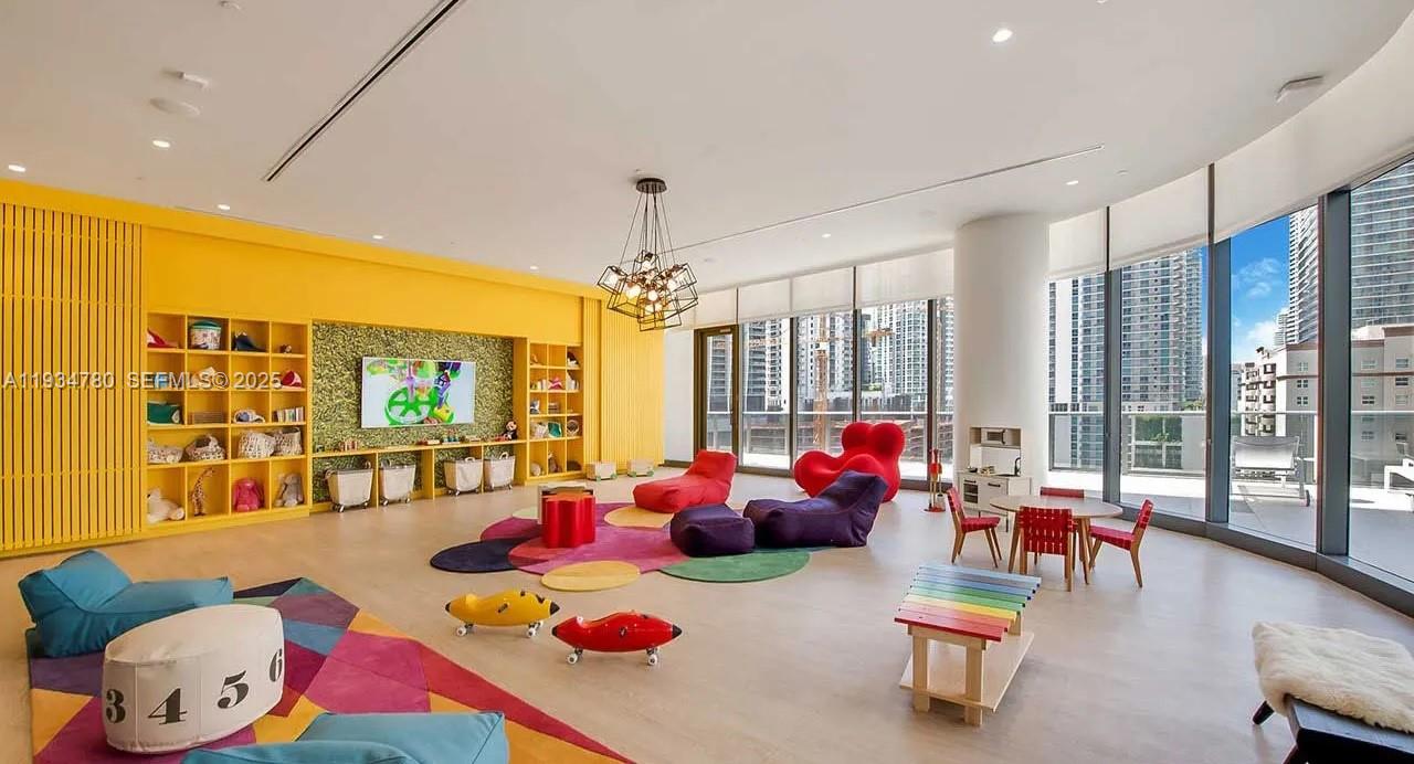 image Brickell Heights East14