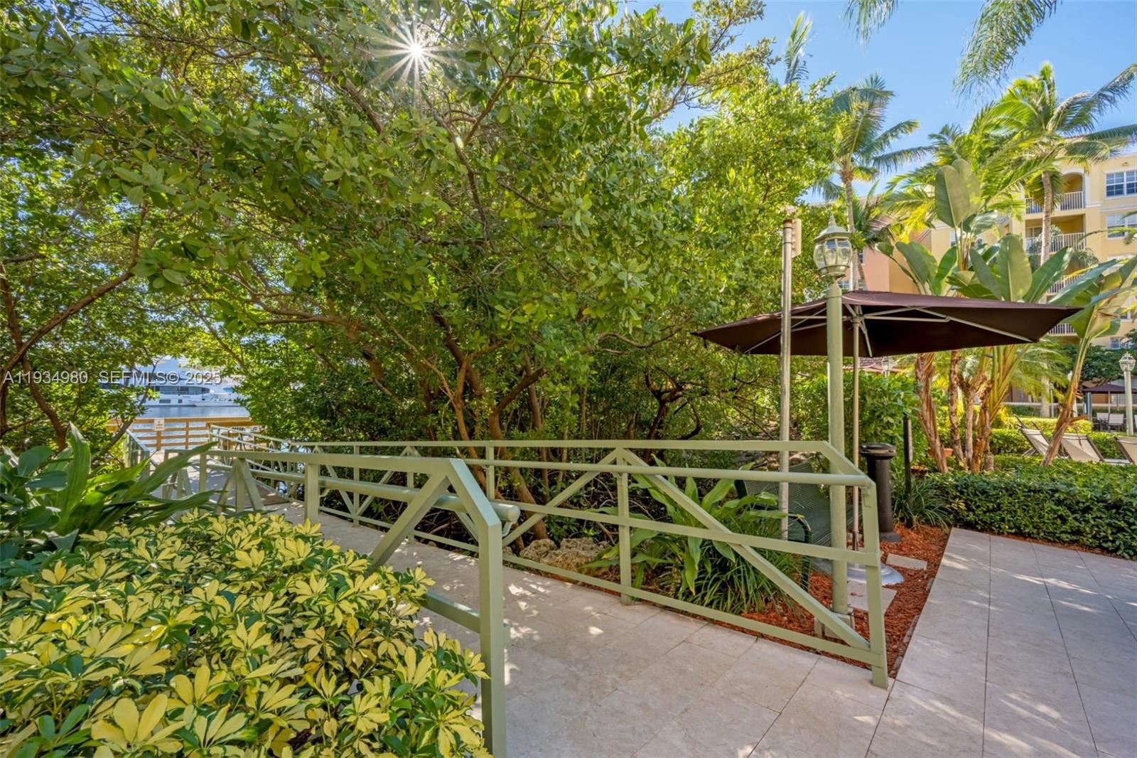 19501 E Country Clb Dr #9108 Aventura, FL 33180