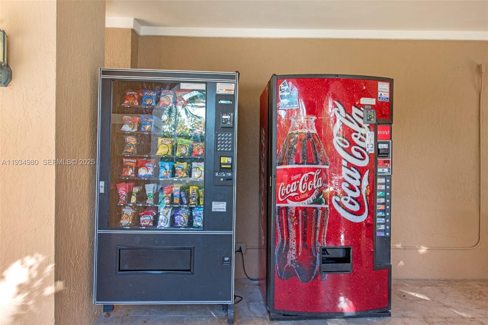 19501 E Country Clb Dr #9108 Aventura, FL 33180