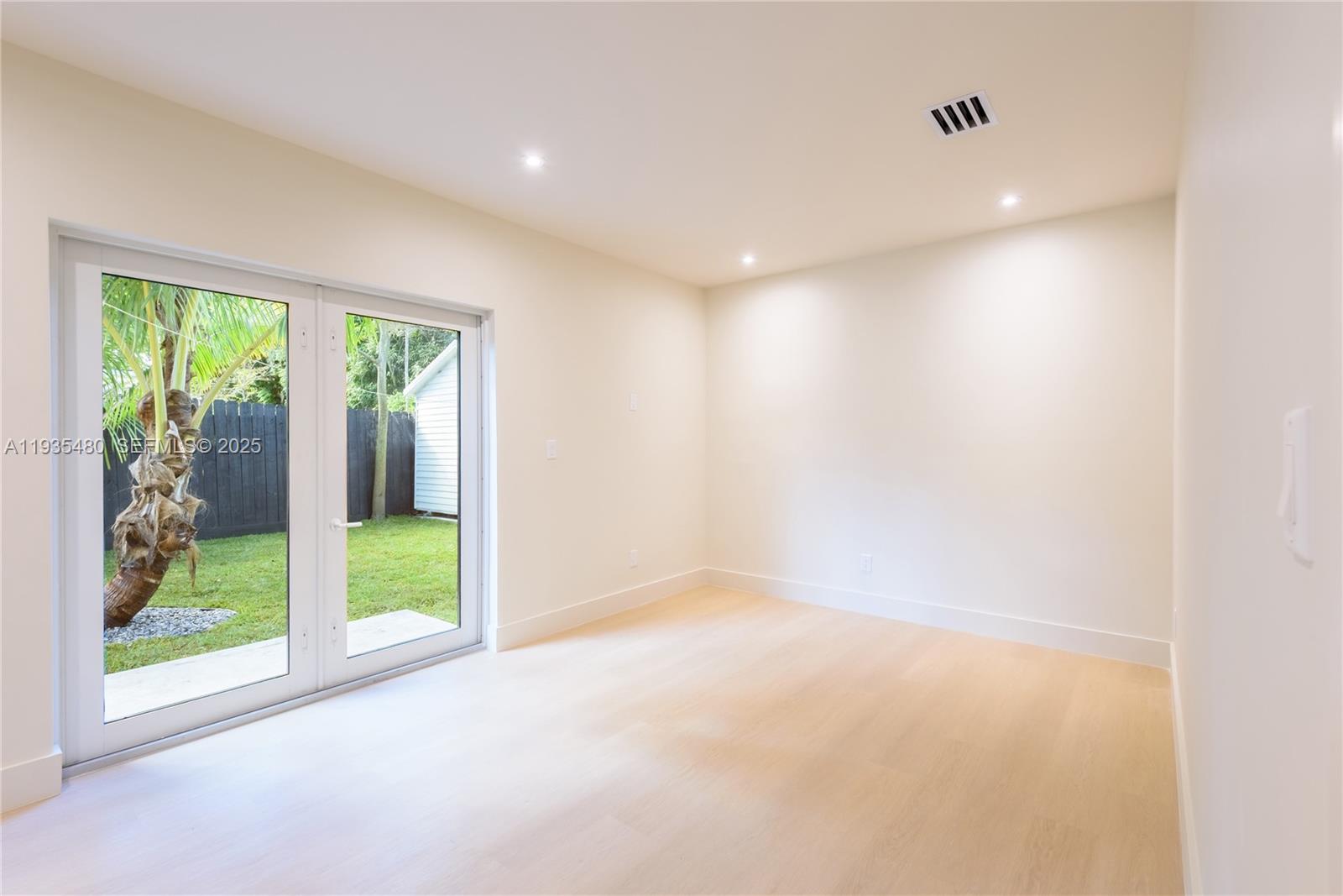 6250 SW 48th St Miami, FL 33155